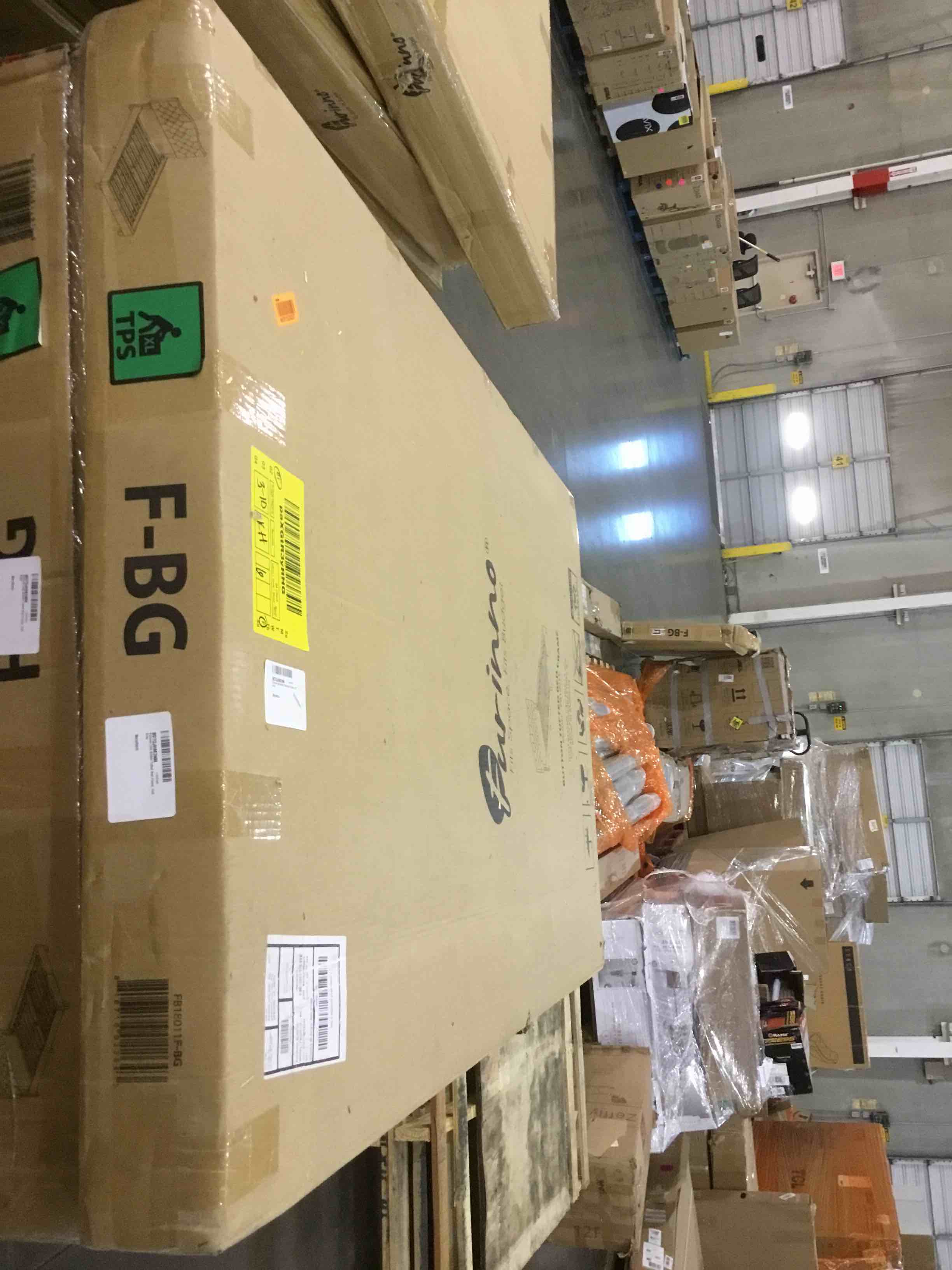 https://s3.amazonaws.com/lotting-images-prod/bidfta/BHL00085710_1701956920192.jpeg