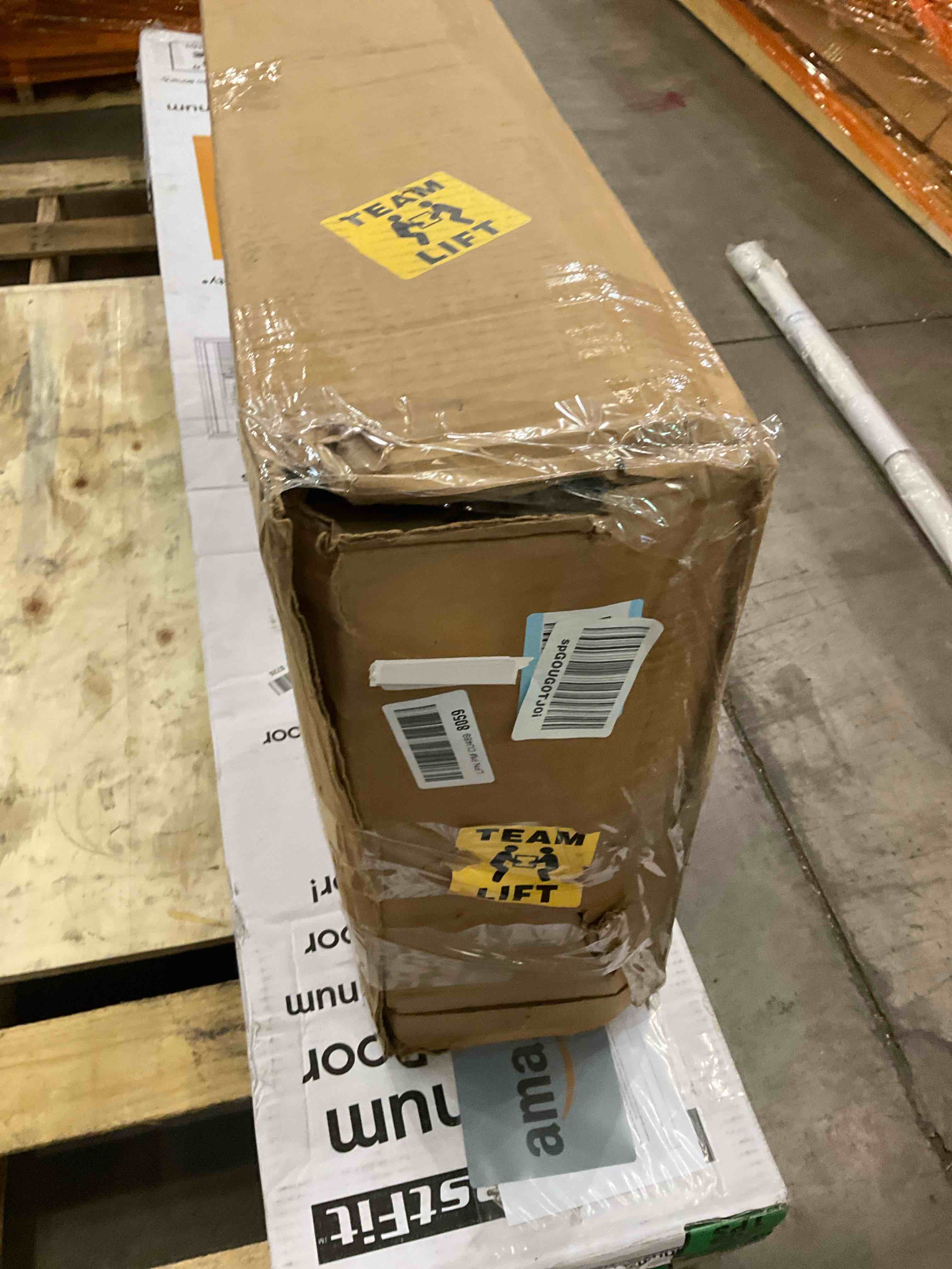 https://s3.amazonaws.com/lotting-images-prod/bidfta/BHL00088210_1699378807467.jpeg