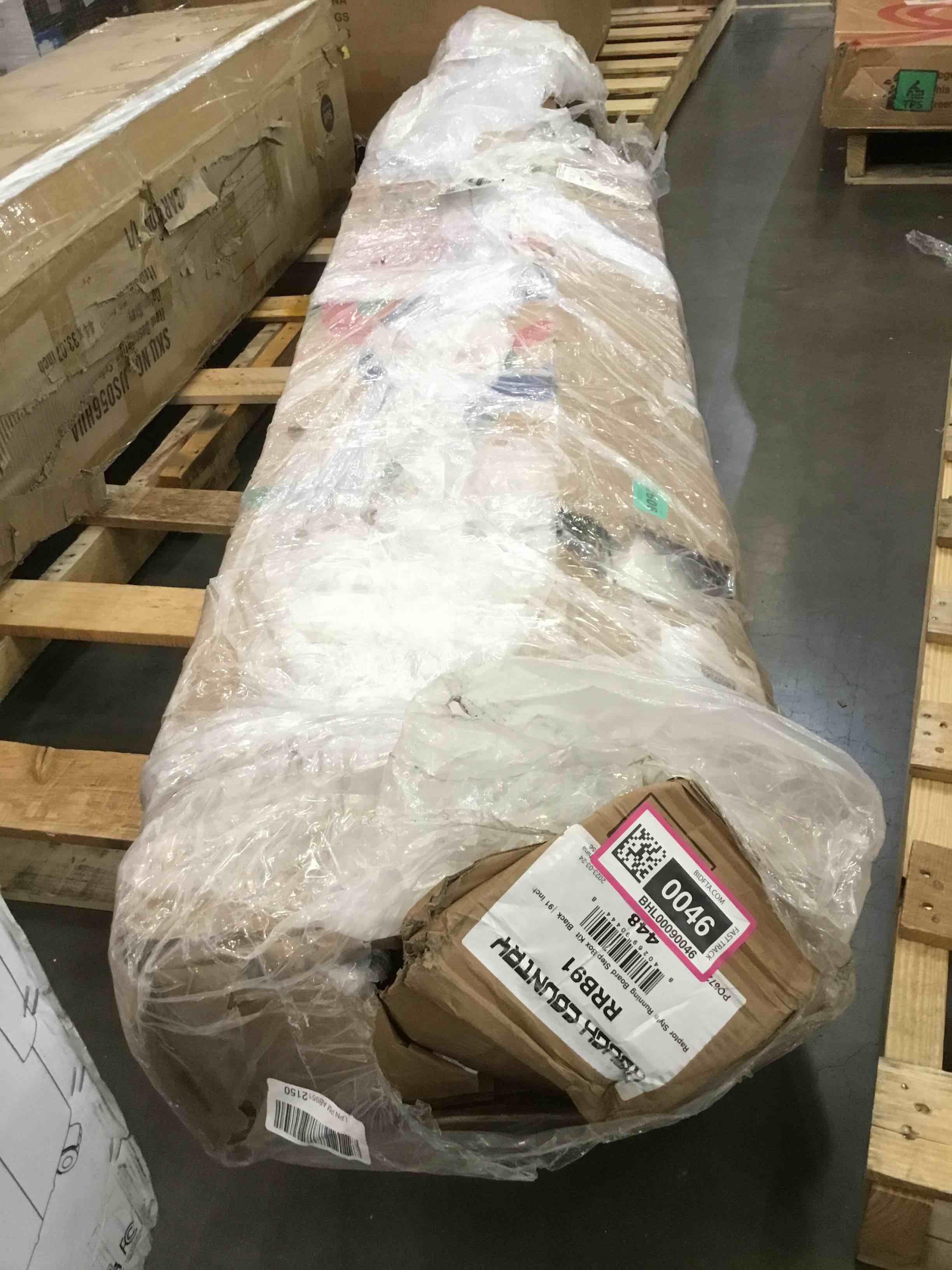 oEdRo Running Boards Compatible with 2019-2022 Chevy Silverado/GMC Sierra 1500 Crew Cab, 2020-2022 Silverado/Sierra 2500HD 3500HD Crew Cab, Textured Black, Side Step Rails Nerf Bars