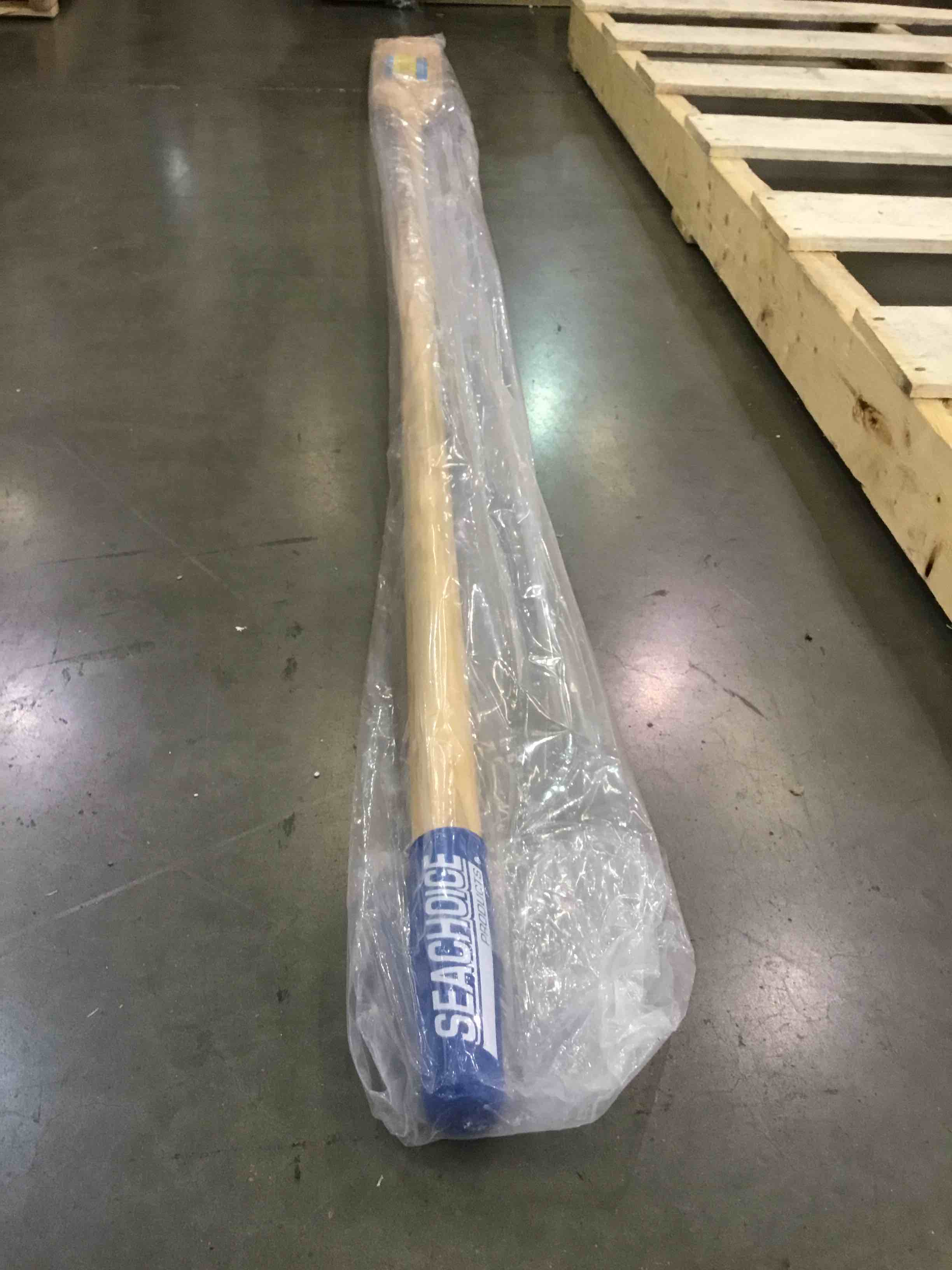 https://s3.amazonaws.com/lotting-images-prod/bidfta/BHL00090149_1695391069383.jpeg