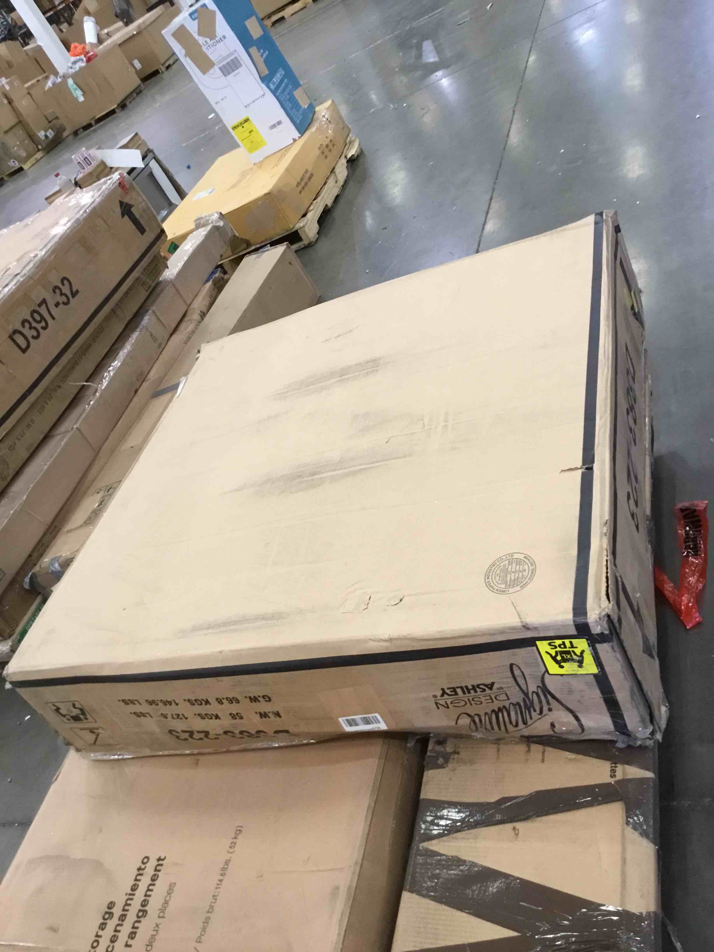 https://s3.amazonaws.com/lotting-images-prod/bidfta/BHL00090197_1695664562105.jpeg