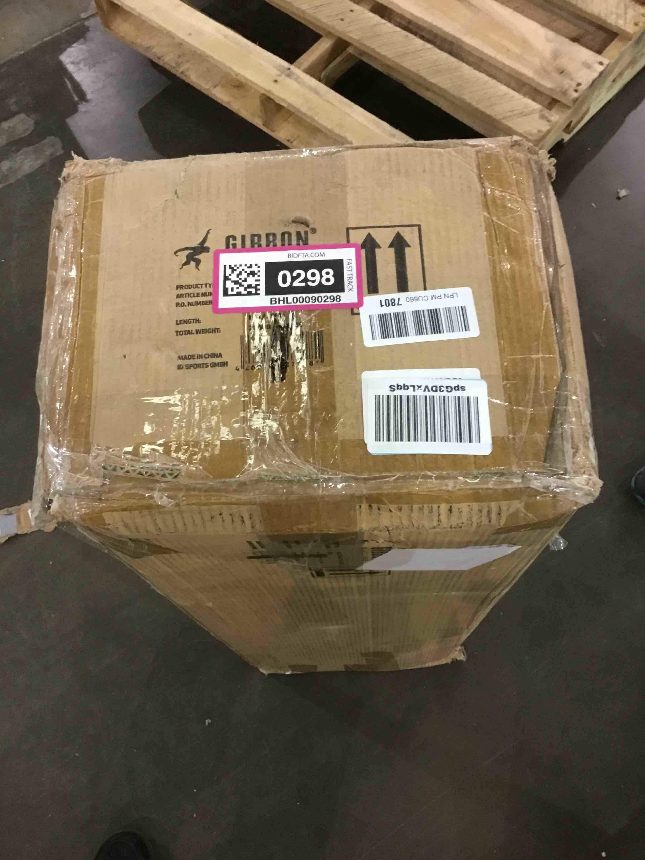 https://s3.amazonaws.com/lotting-images-prod/bidfta/BHL00090298_1695925763344.jpeg