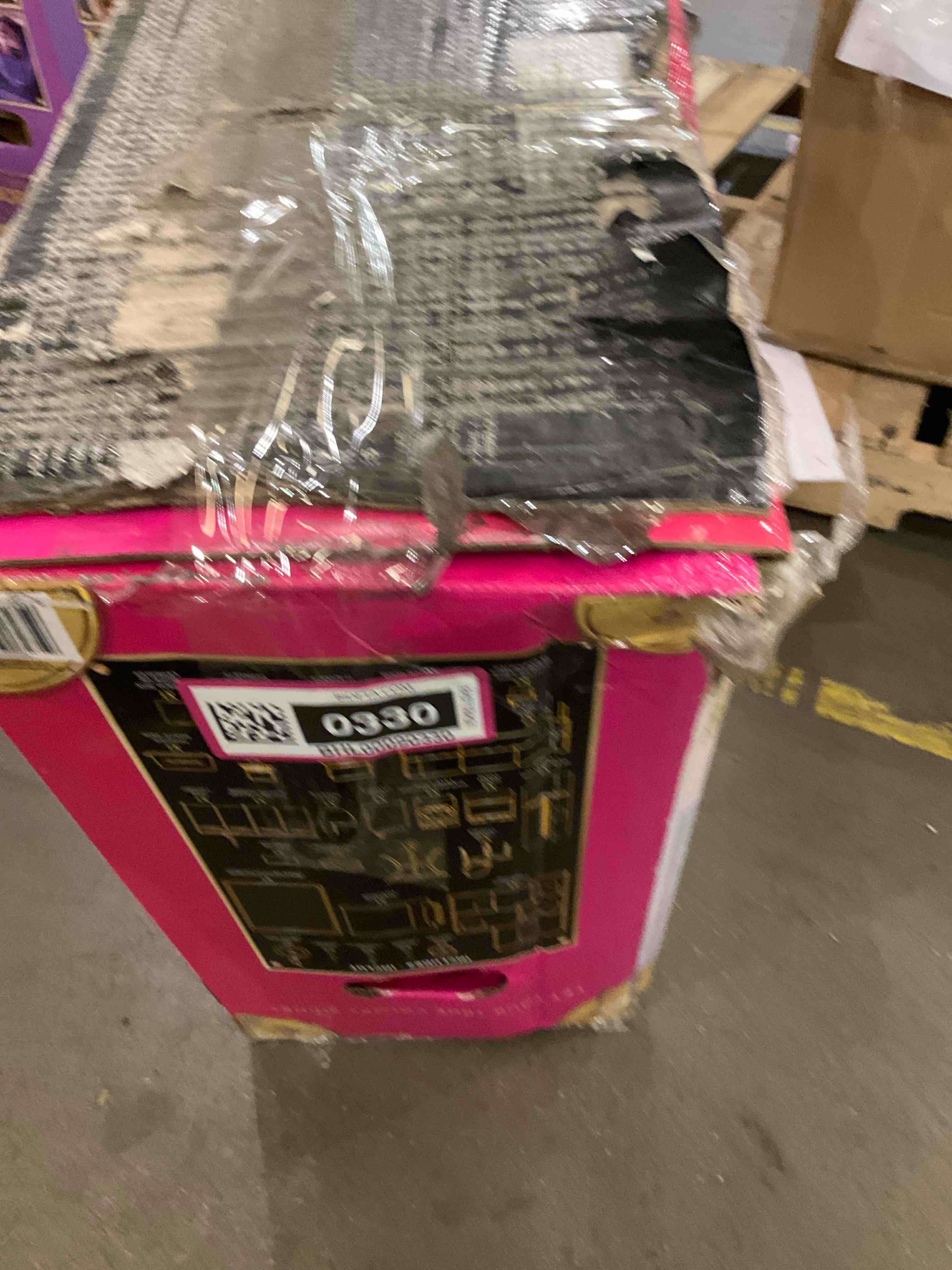 https://s3.amazonaws.com/lotting-images-prod/bidfta/BHL00090330_1696001516206.jpeg