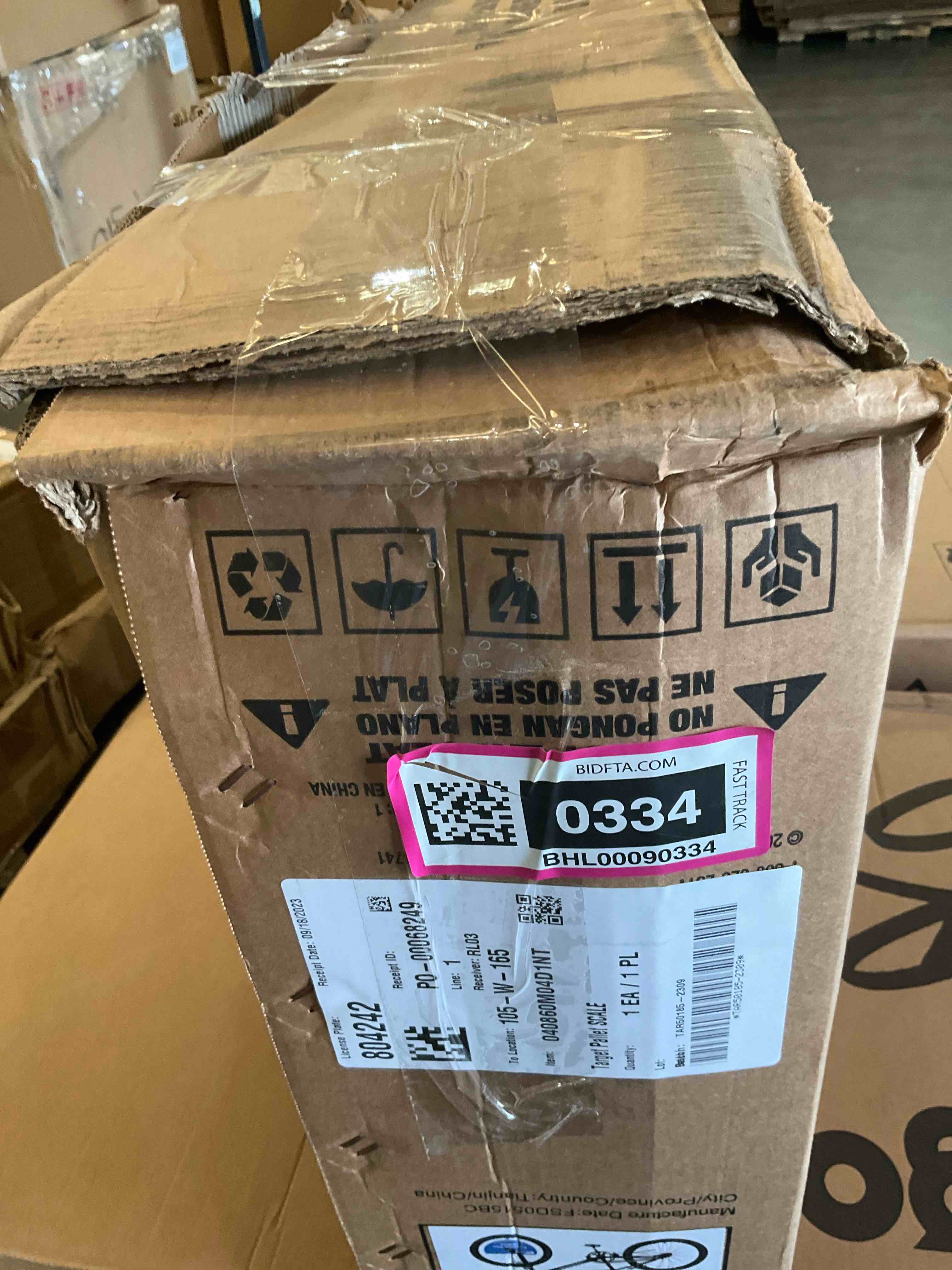 https://s3.amazonaws.com/lotting-images-prod/bidfta/BHL00090334_1696003083330.jpeg