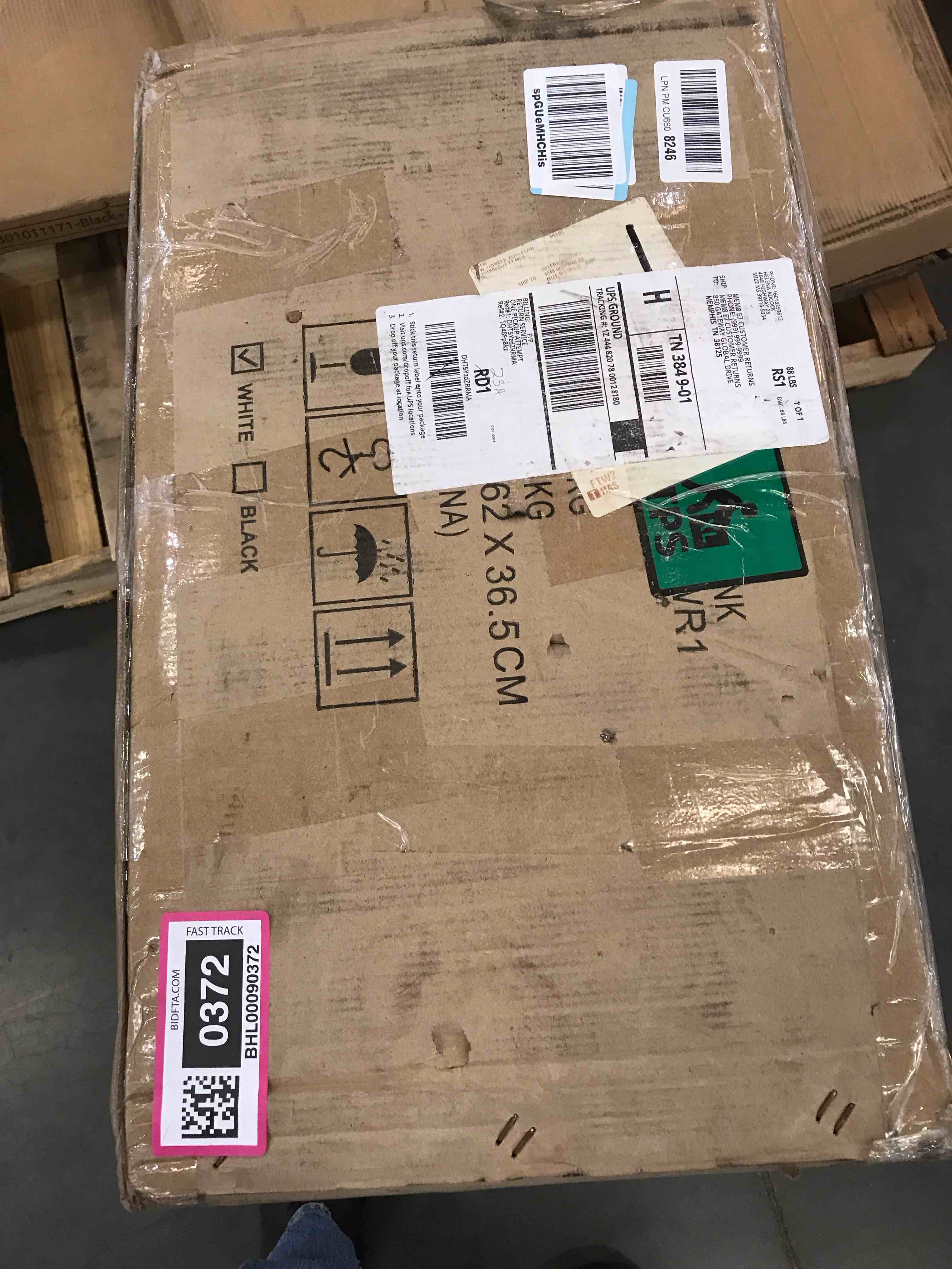 https://s3.amazonaws.com/lotting-images-prod/bidfta/BHL00090372_1696352087113.jpeg