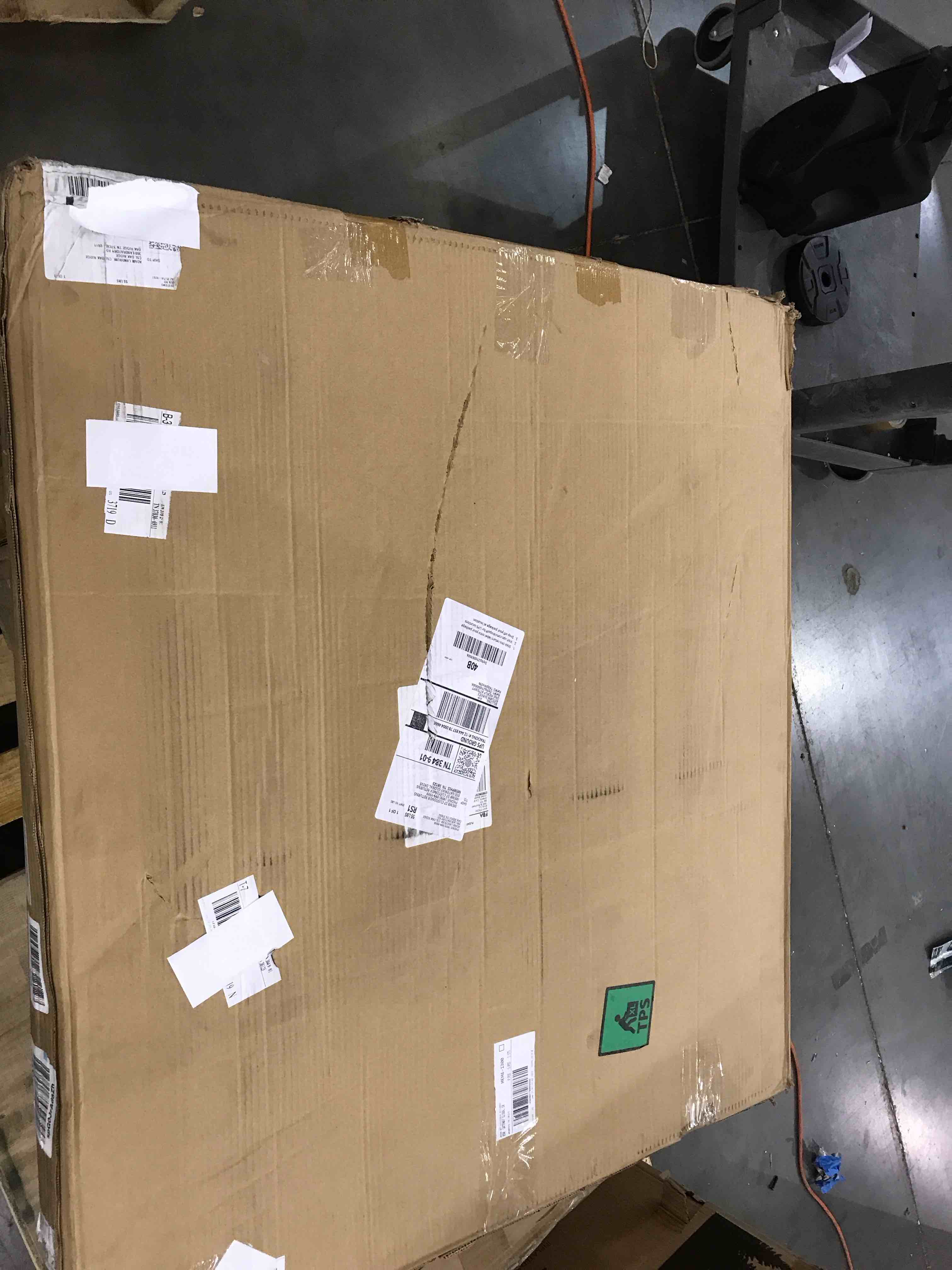 https://s3.amazonaws.com/lotting-images-prod/bidfta/BHL00090373_1696352949291.jpeg