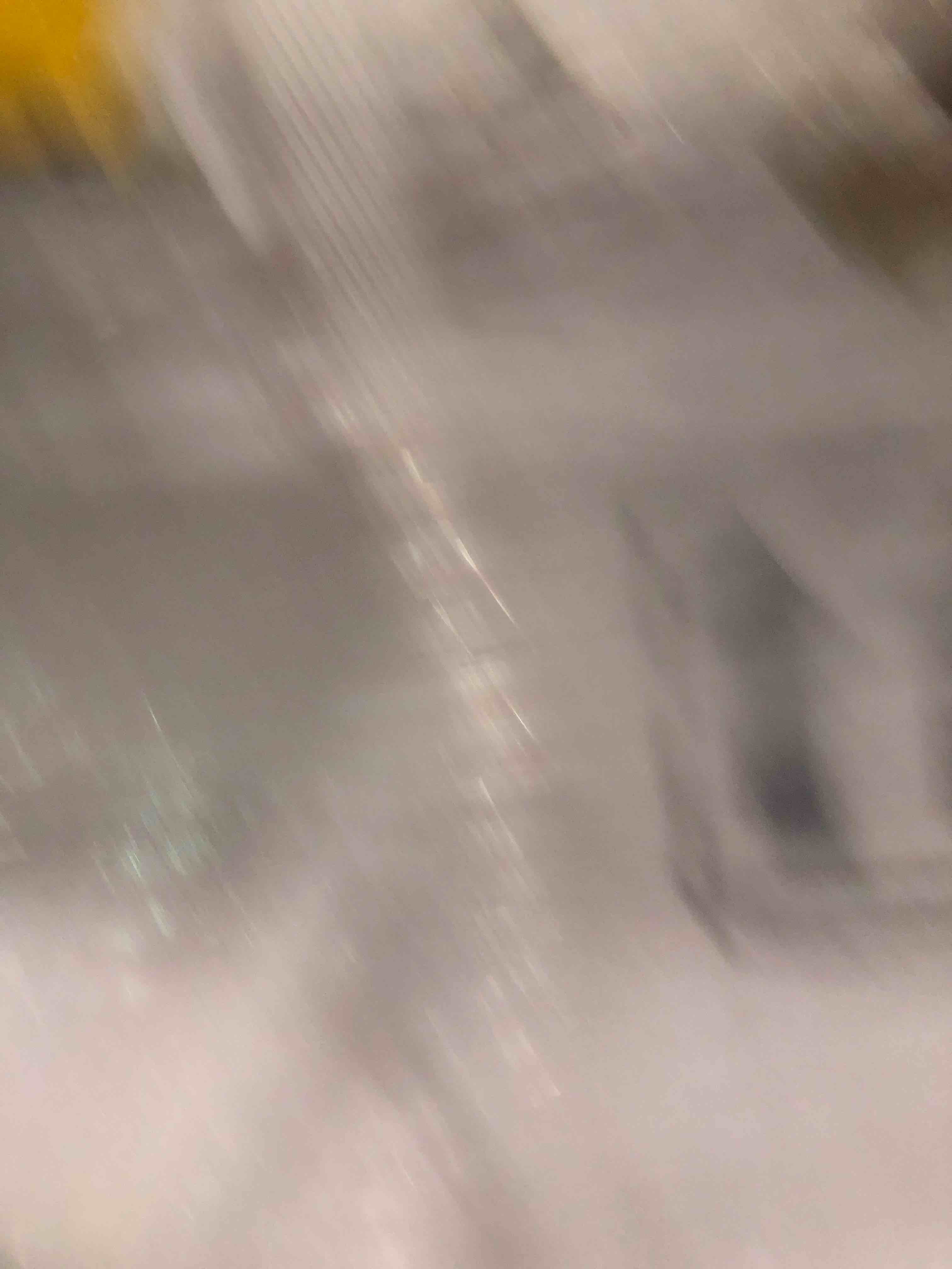 https://s3.amazonaws.com/lotting-images-prod/bidfta/BHL00091012_1695127060245.jpeg