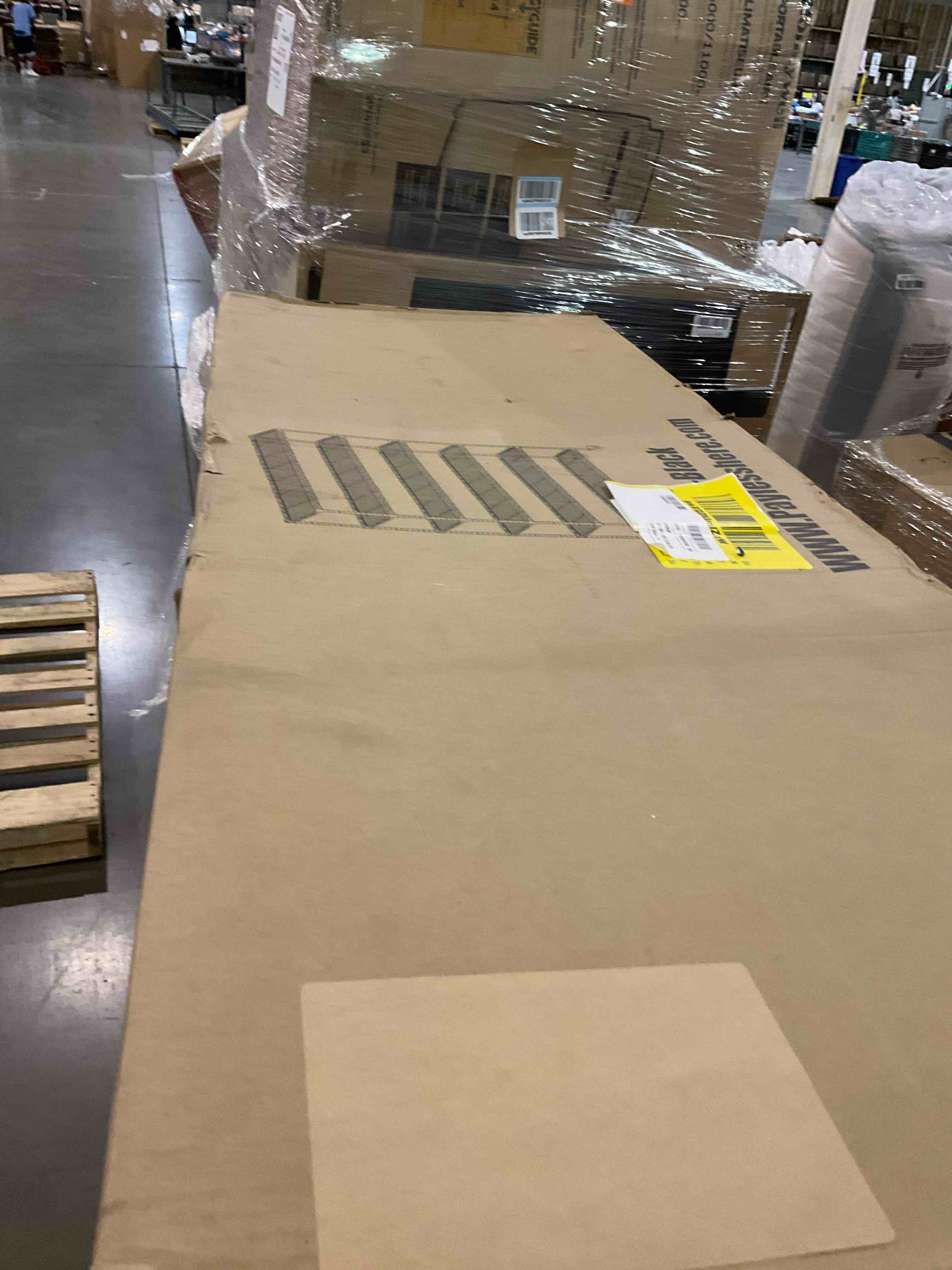 https://s3.amazonaws.com/lotting-images-prod/bidfta/BHL00091039_1695381369366.jpeg