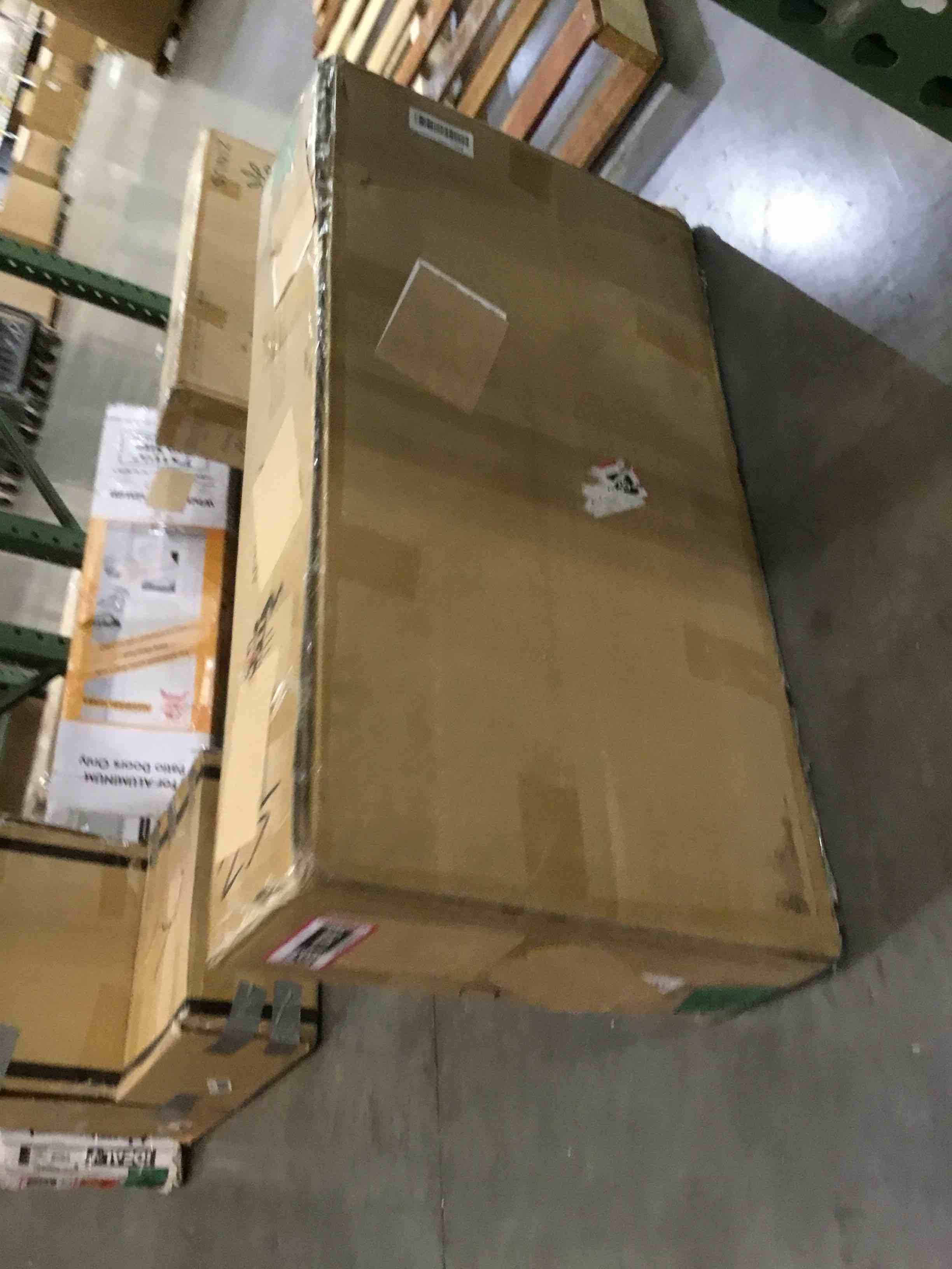https://s3.amazonaws.com/lotting-images-prod/bidfta/BHL00091379_1696273210561.jpeg