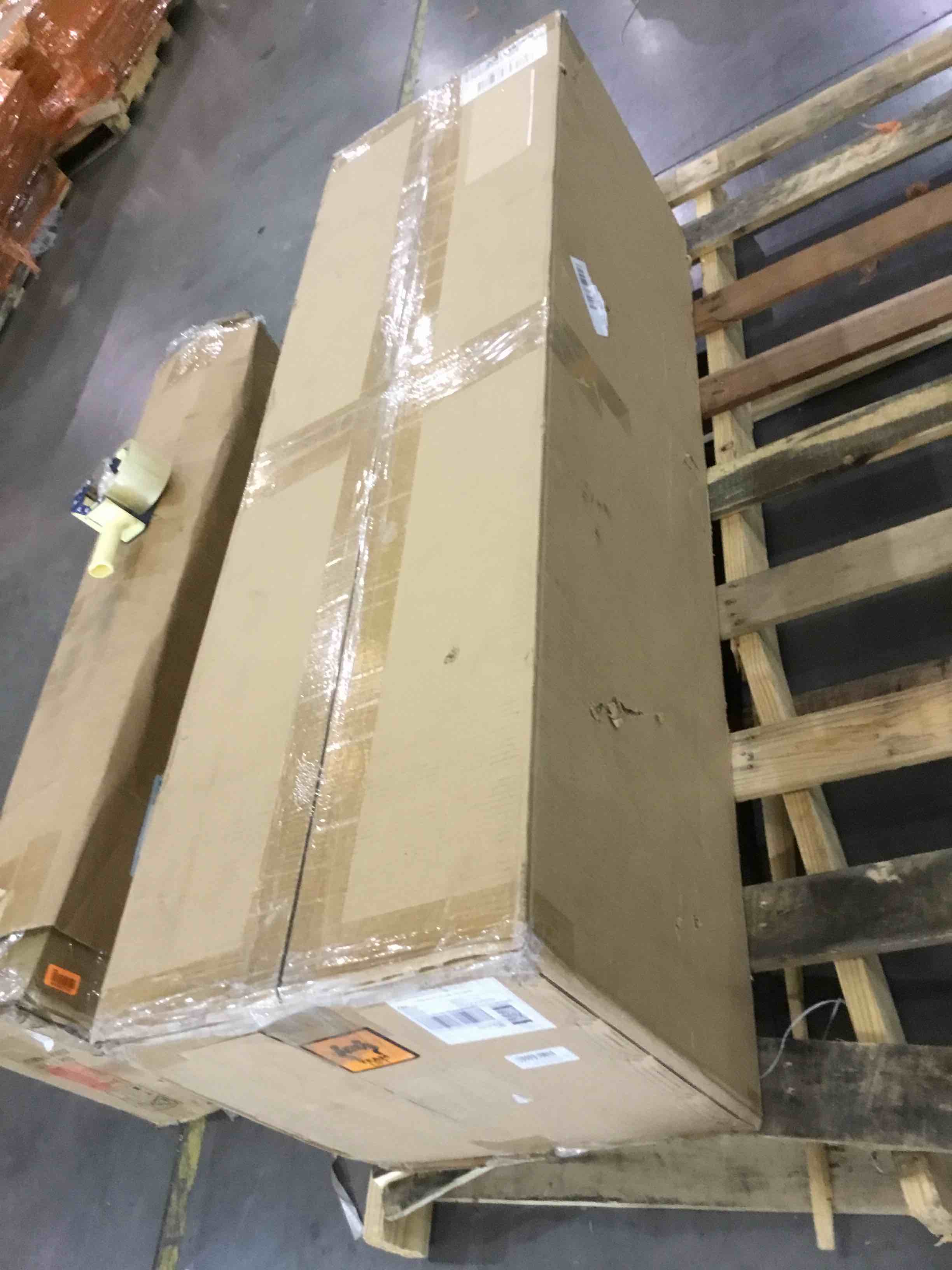 https://s3.amazonaws.com/lotting-images-prod/bidfta/BHL00091389_1696339884233.jpeg