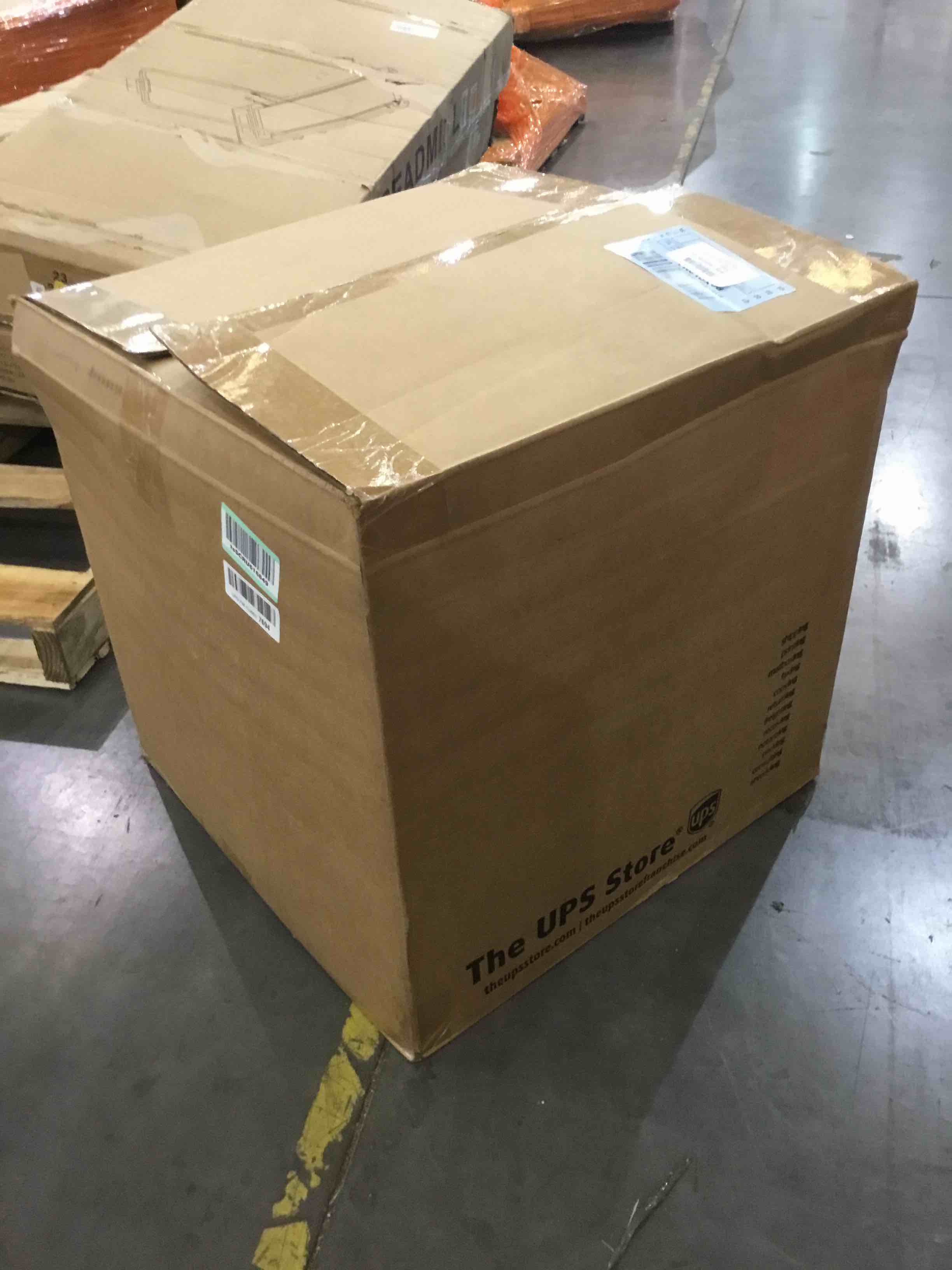 https://s3.amazonaws.com/lotting-images-prod/bidfta/BHL00091391_1696341618688.jpeg