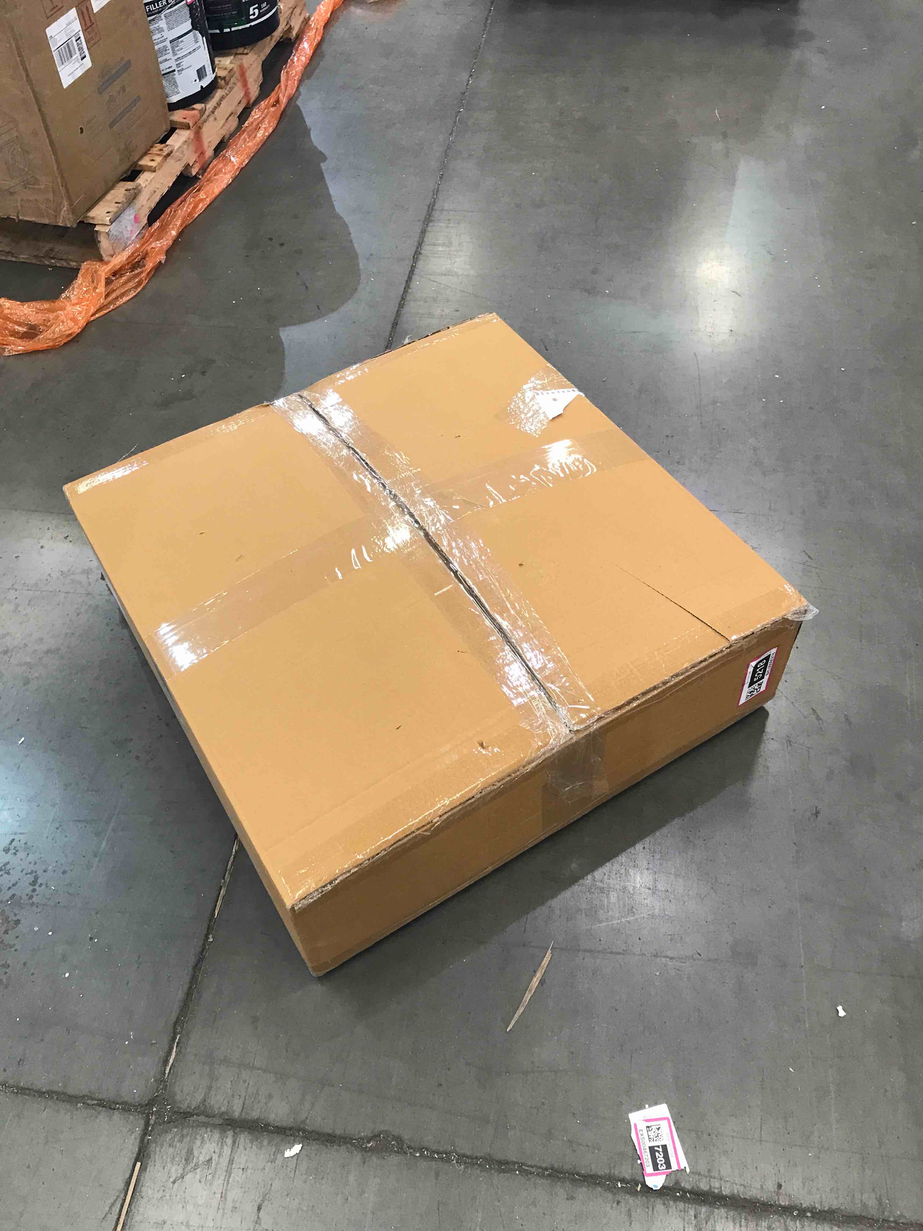 https://s3.amazonaws.com/lotting-images-prod/bidfta/BHL00091596_1695913281214.jpeg