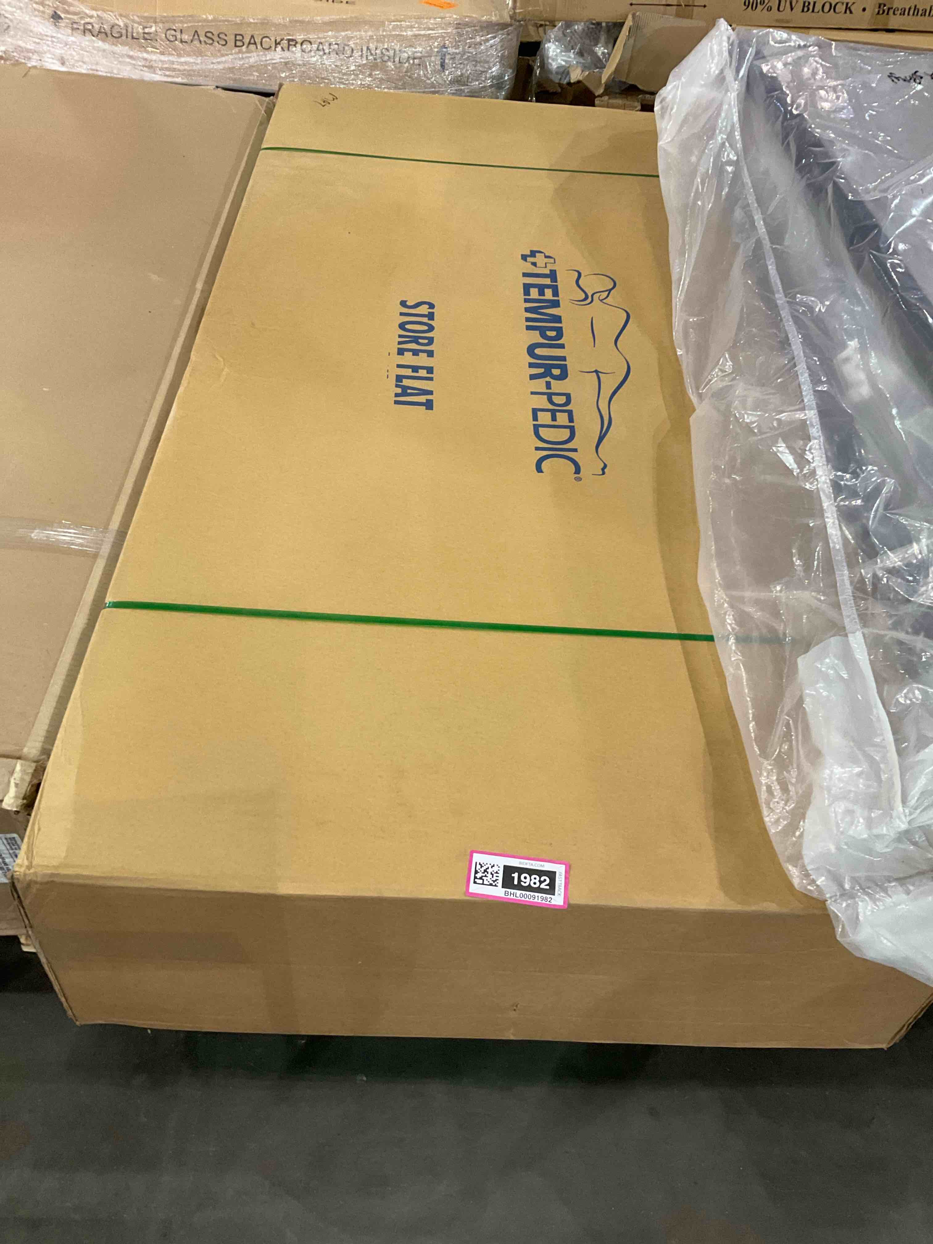 https://s3.amazonaws.com/lotting-images-prod/bidfta/BHL00091982_1701391579319.jpeg