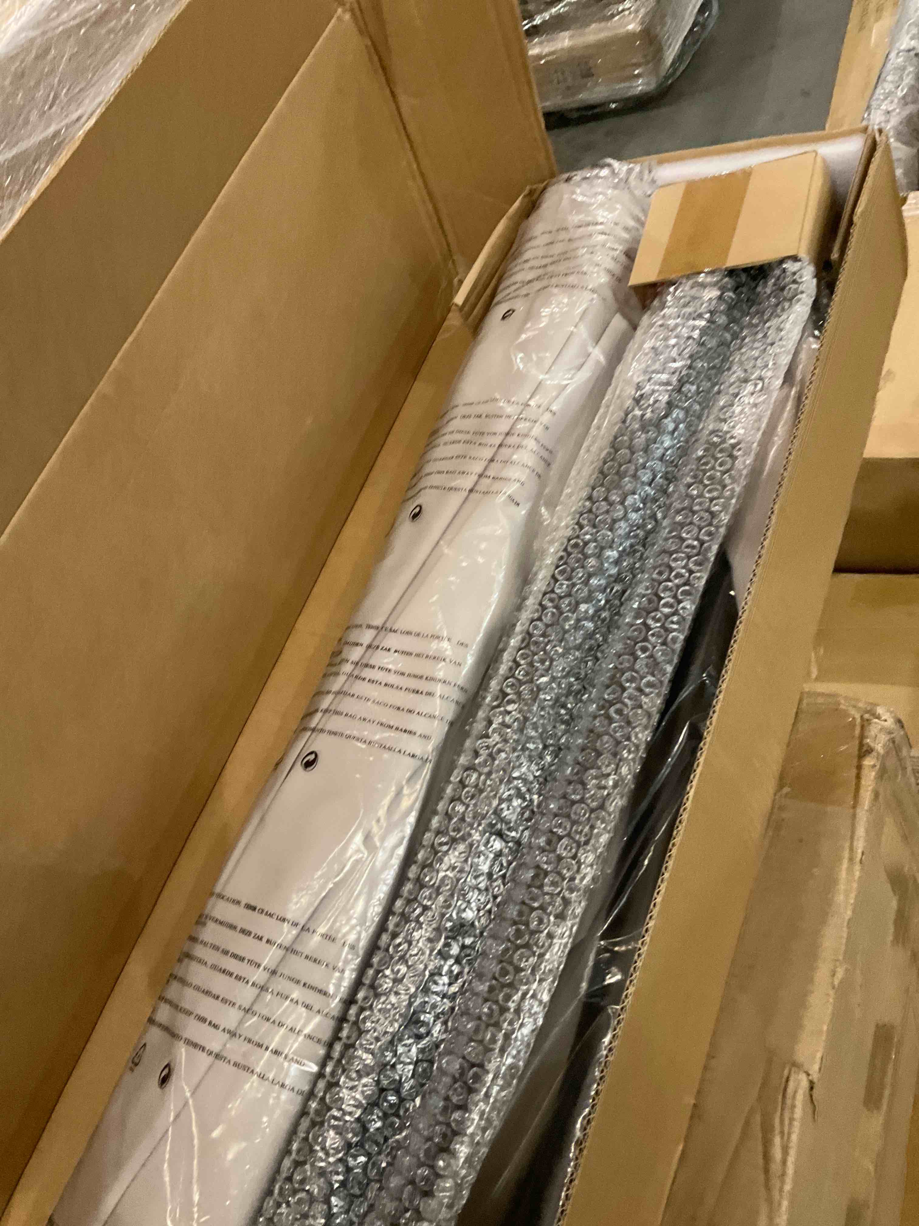 https://s3.amazonaws.com/lotting-images-prod/bidfta/BHL00092077_1695044345948.jpeg