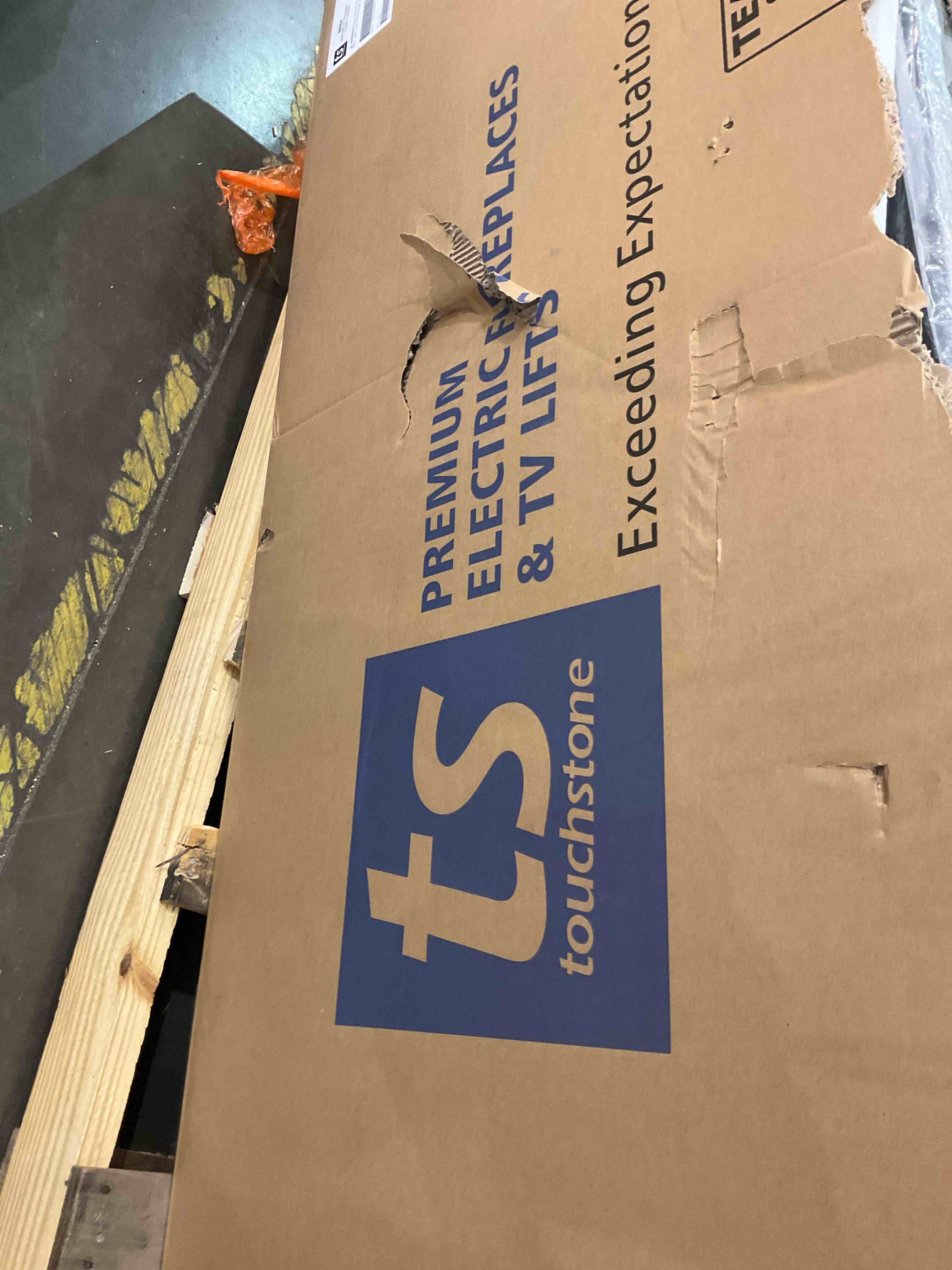 https://s3.amazonaws.com/lotting-images-prod/bidfta/BHL00092328_1695390149129.jpeg