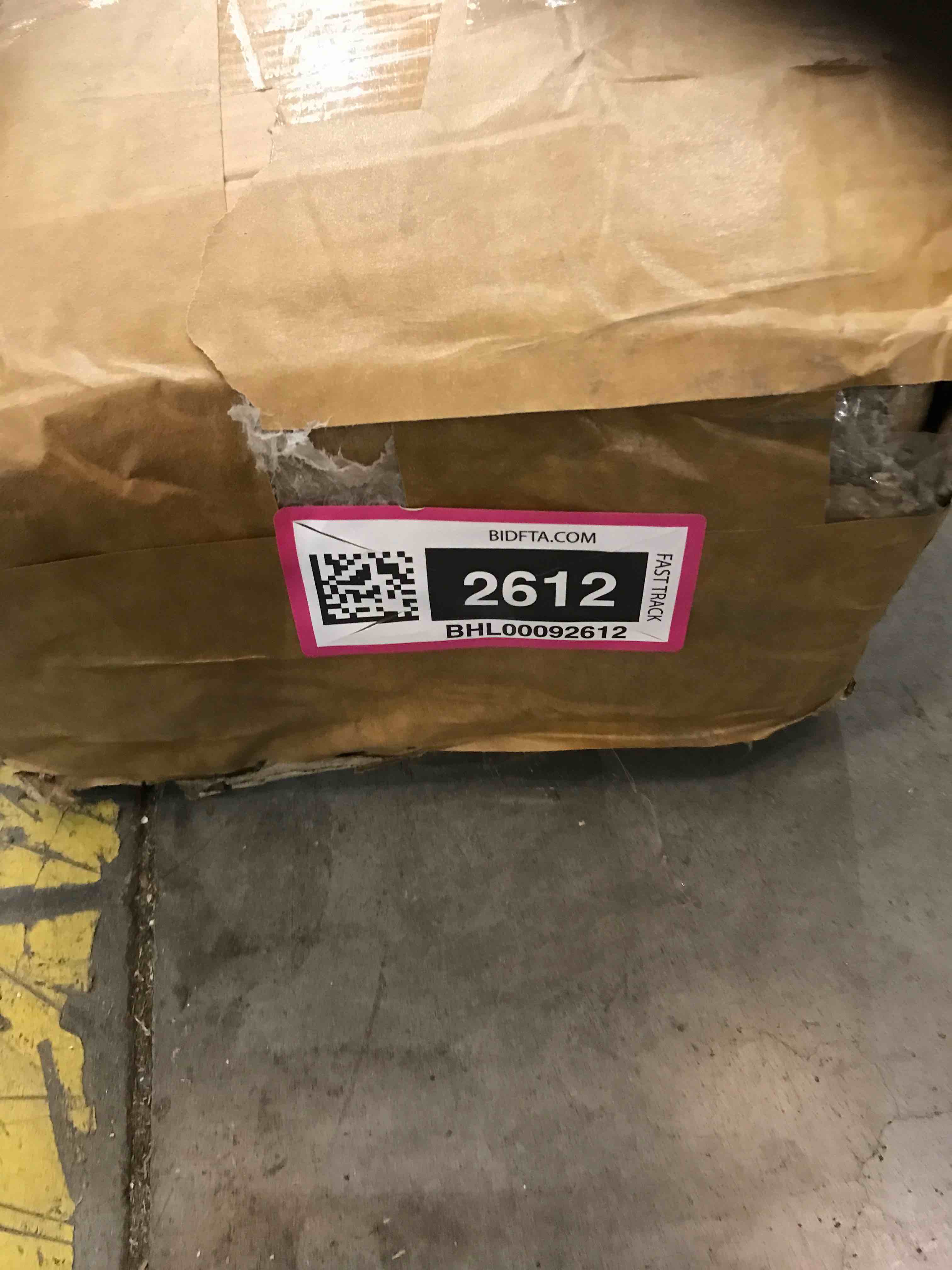 https://s3.amazonaws.com/lotting-images-prod/bidfta/BHL00092612_1695047015075.jpeg