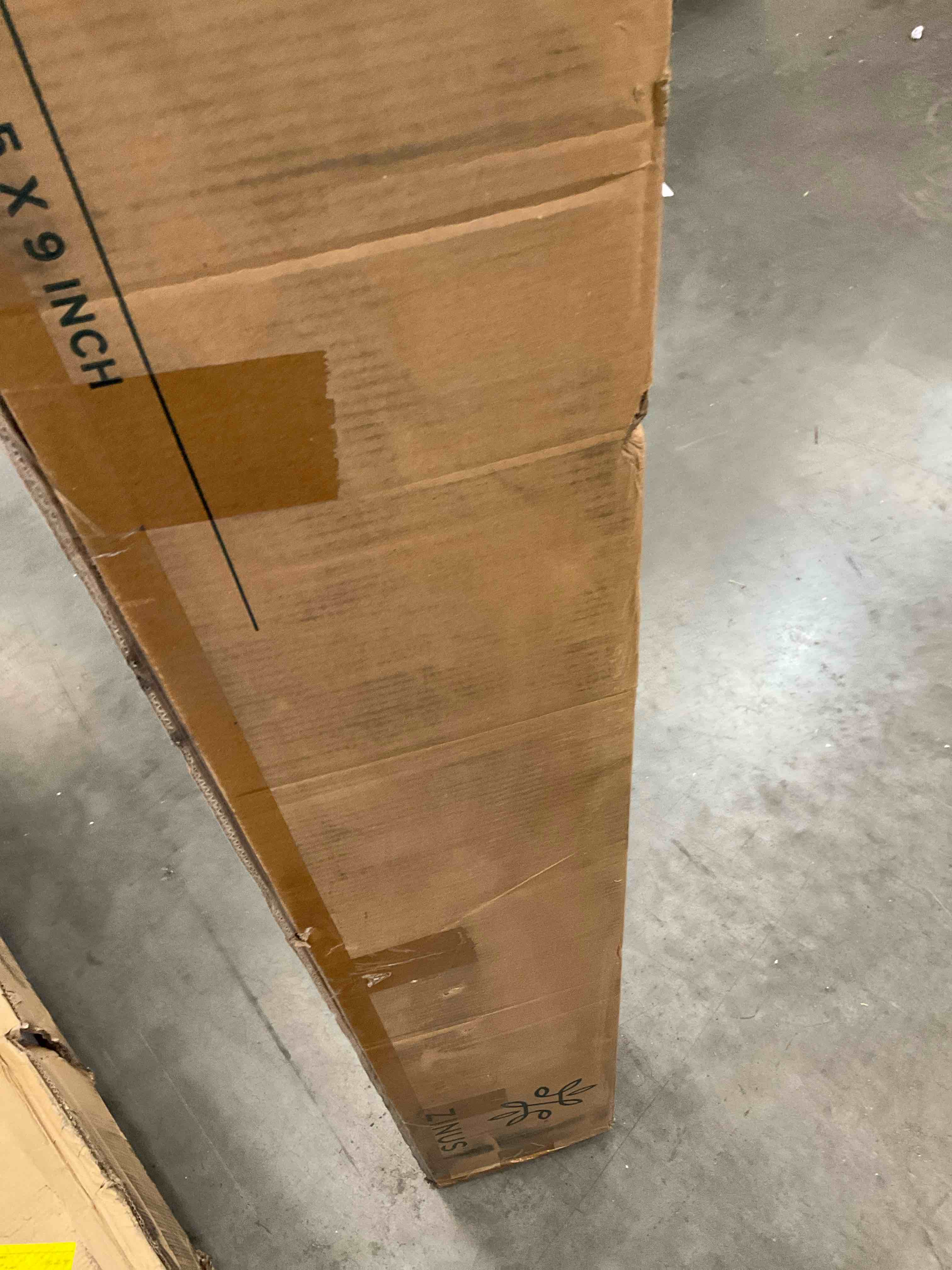 https://s3.amazonaws.com/lotting-images-prod/bidfta/BHL00092773_1695404282977.jpeg