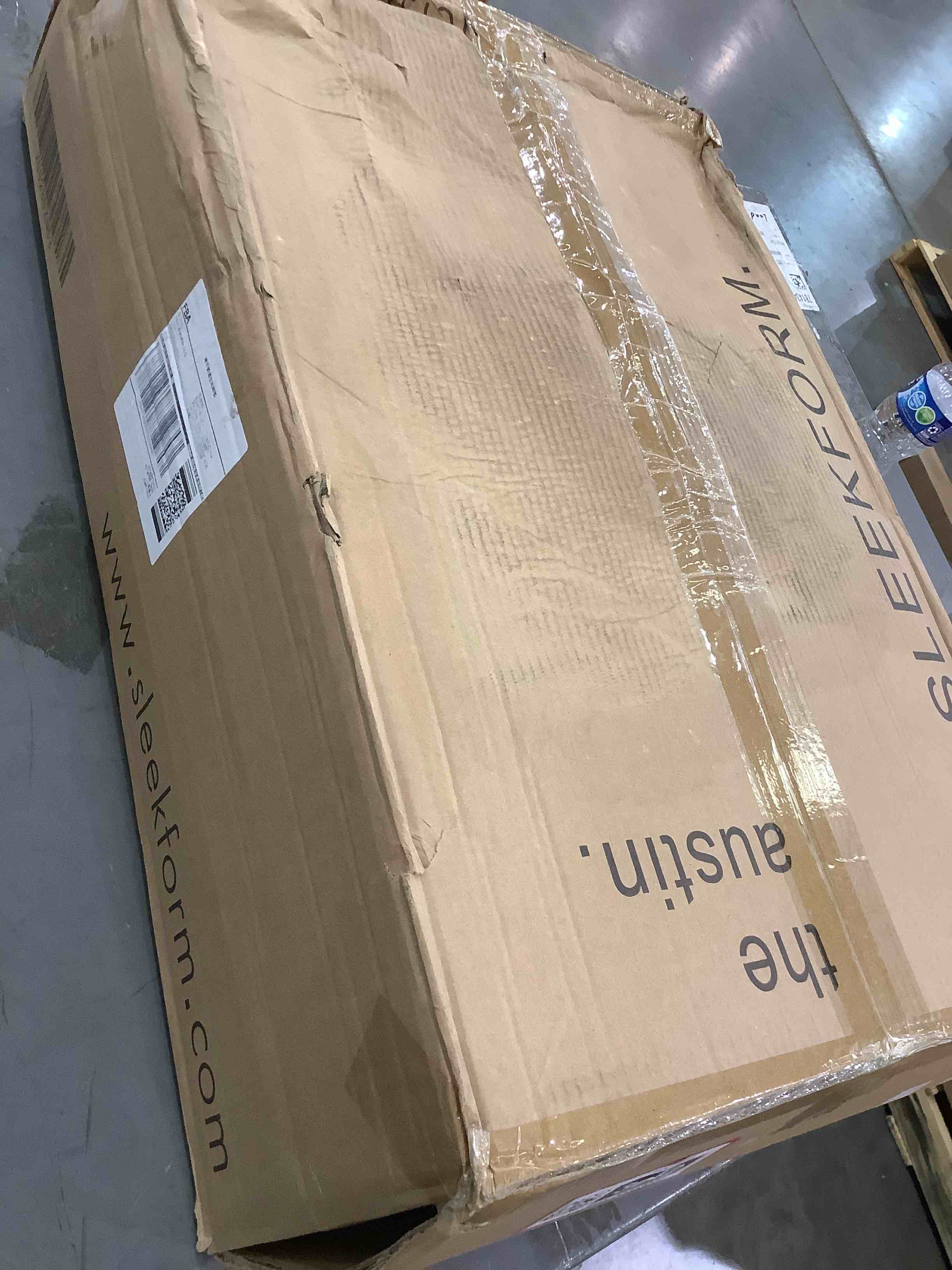 https://s3.amazonaws.com/lotting-images-prod/bidfta/BHL00093042_1694612931866.jpeg
