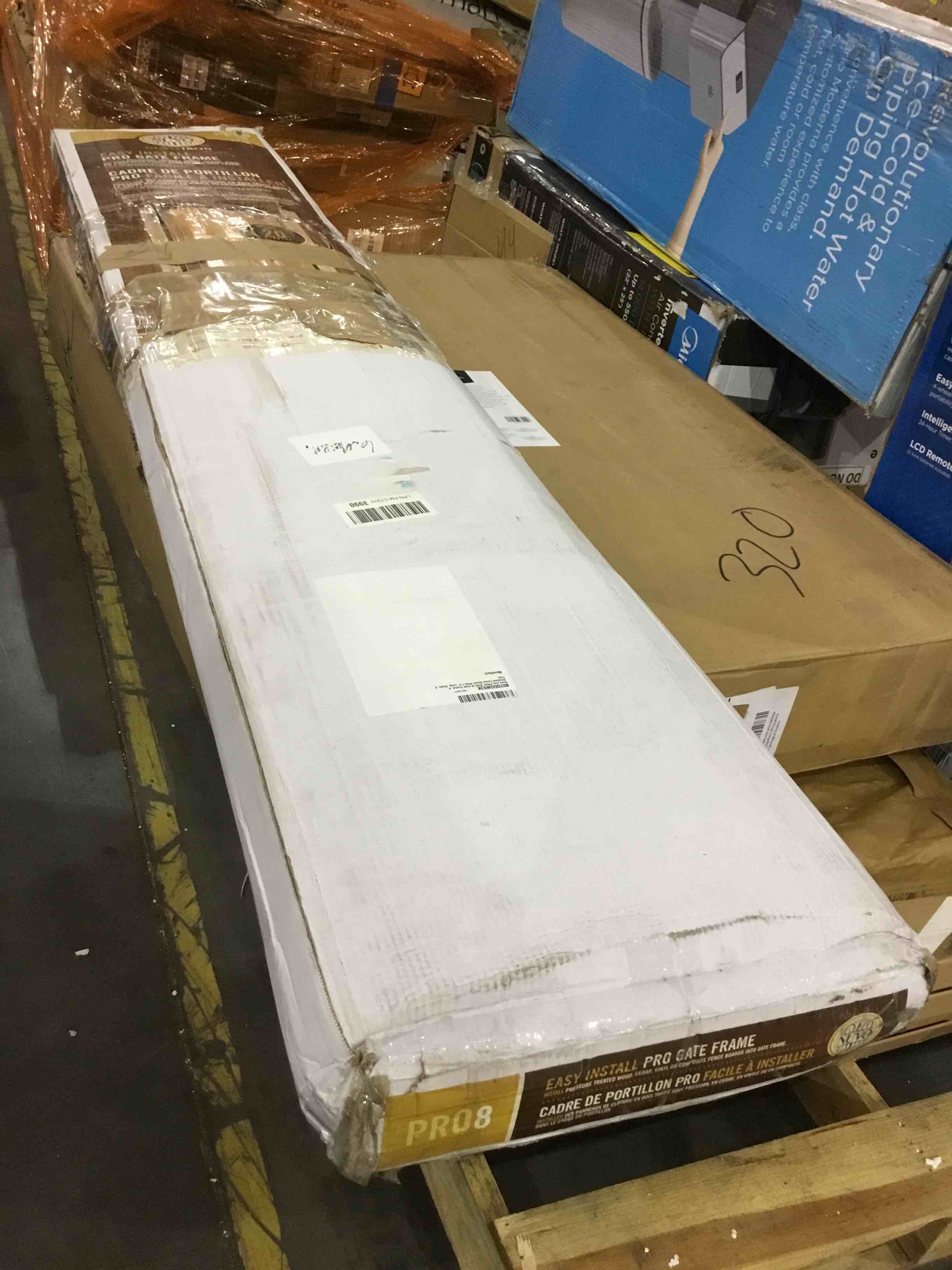 https://s3.amazonaws.com/lotting-images-prod/bidfta/BHL00093732_1694432635130.jpeg