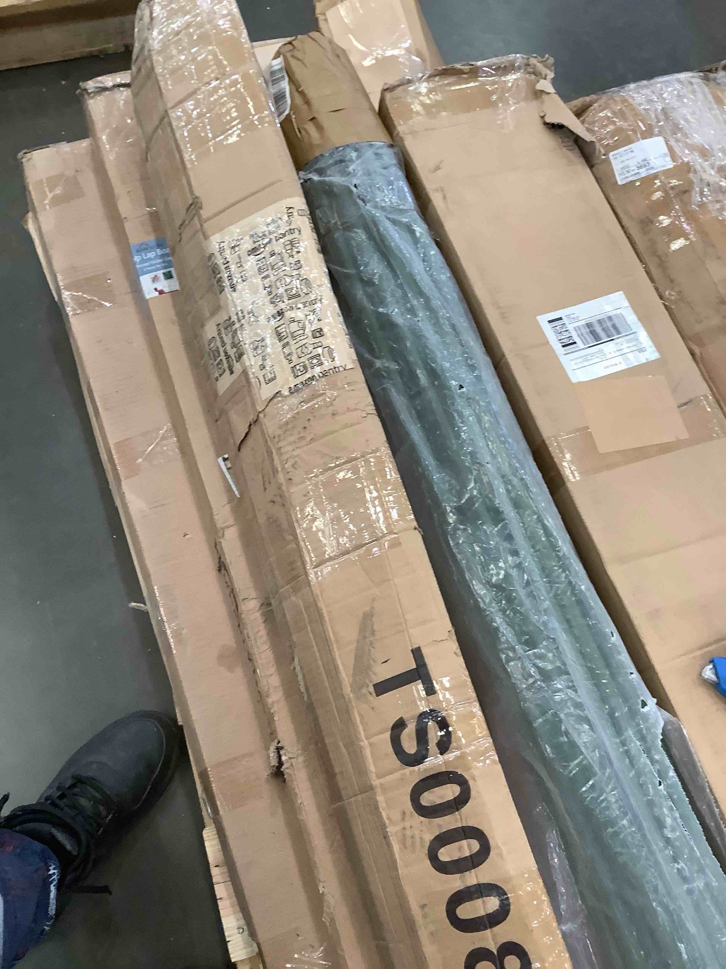 https://s3.amazonaws.com/lotting-images-prod/bidfta/BHL00093872_1695062648449.jpeg