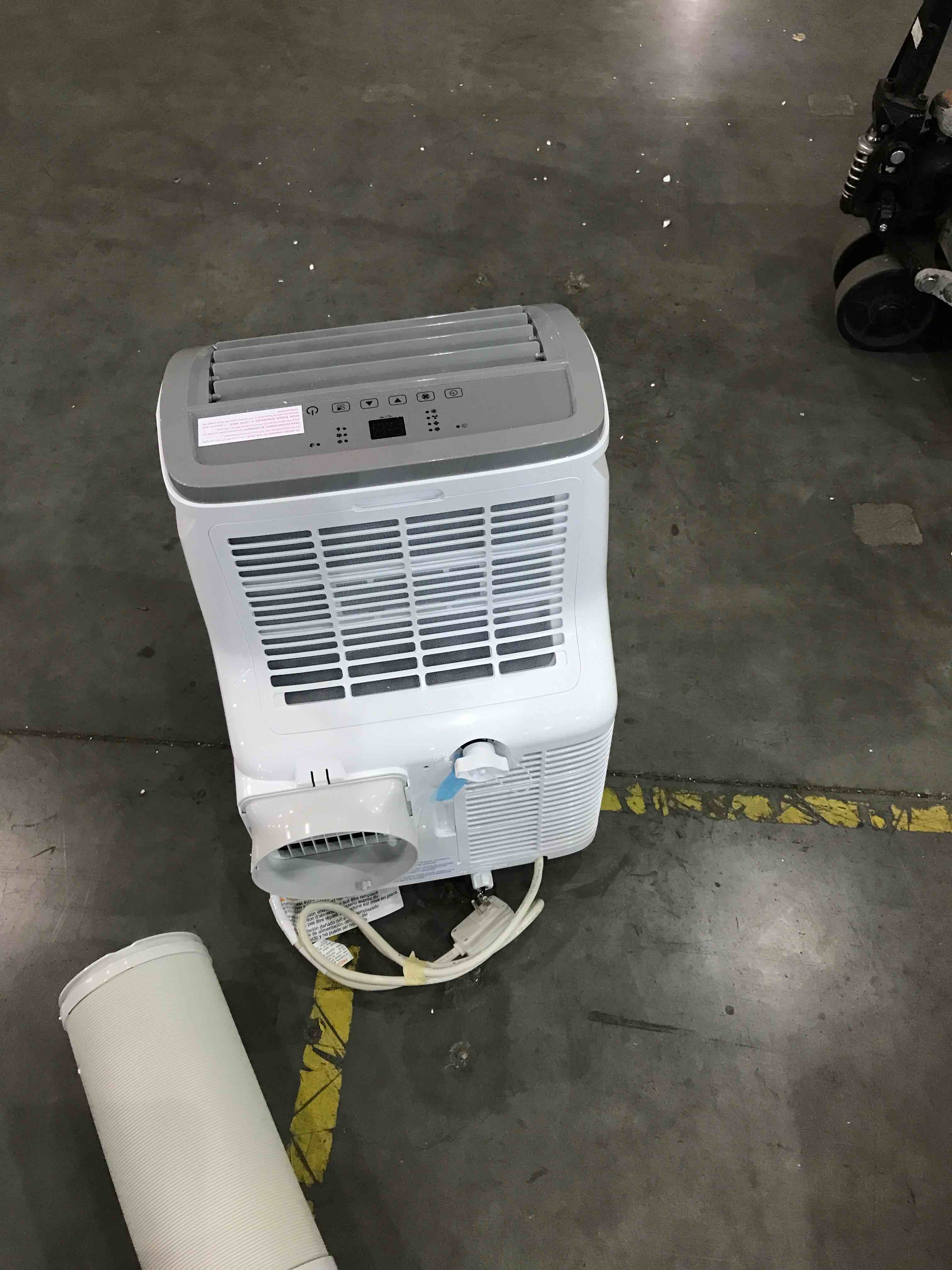https://s3.amazonaws.com/lotting-images-prod/bidfta/BHL00094018_1693308612241.jpeg