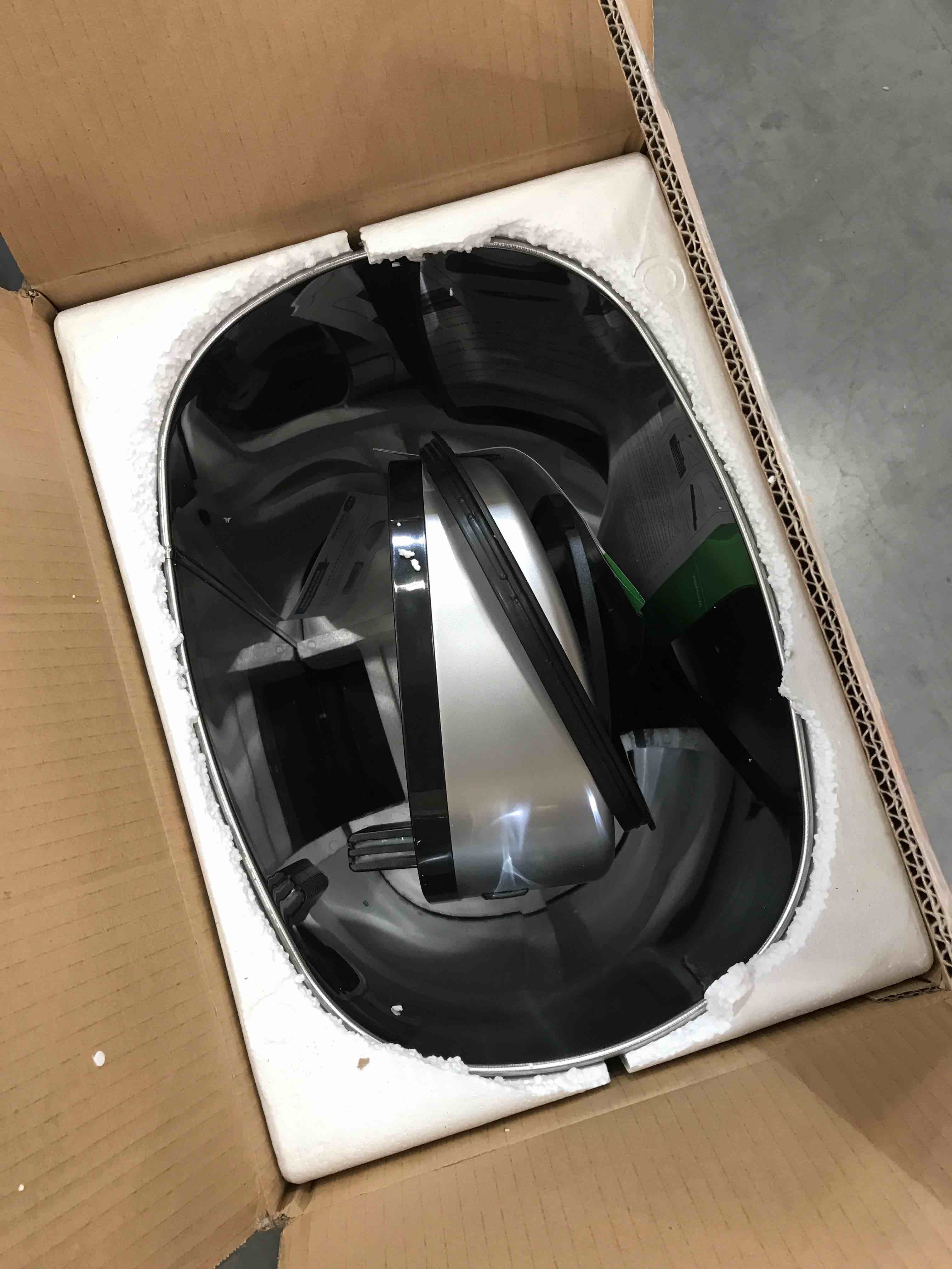 https://s3.amazonaws.com/lotting-images-prod/bidfta/BHL00094169_1693496247966.jpeg