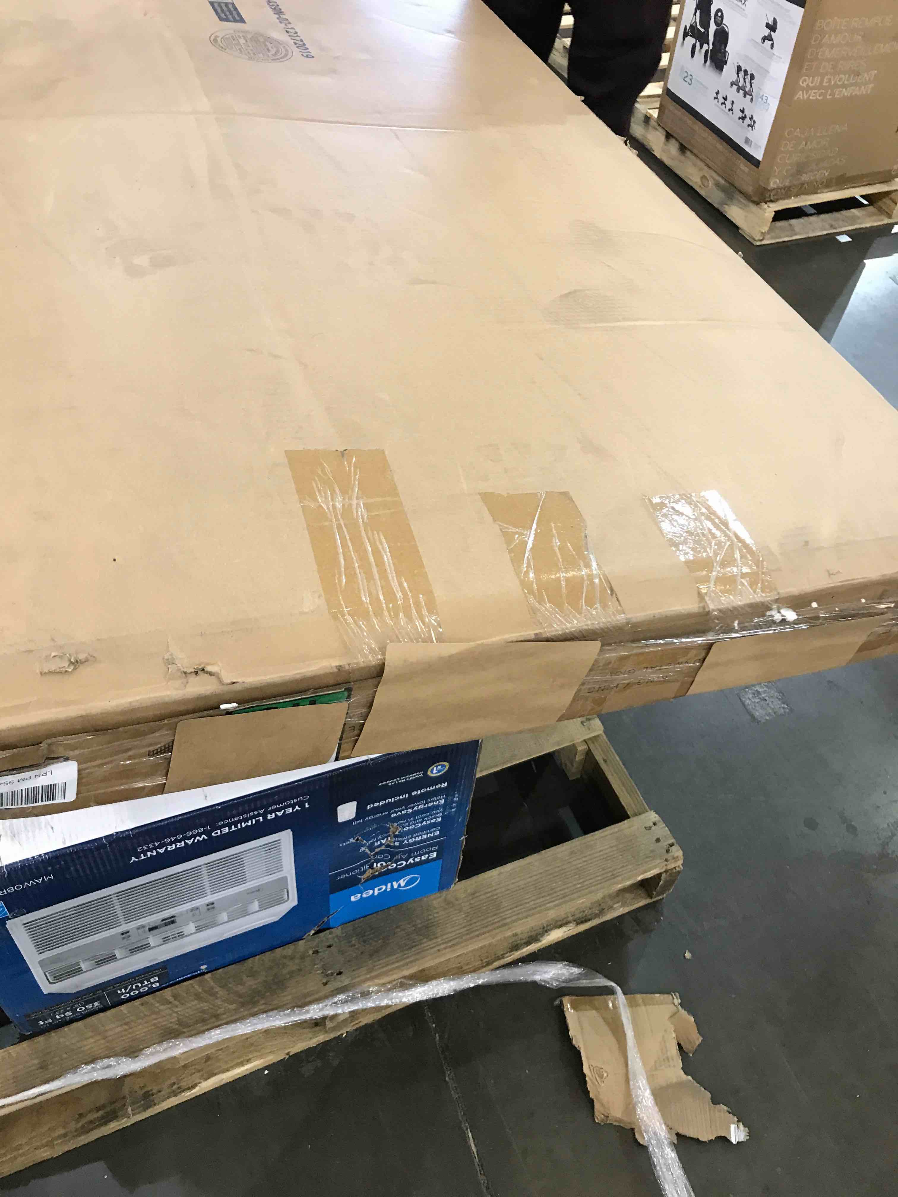 https://s3.amazonaws.com/lotting-images-prod/bidfta/BHL00094325_1694612786698.jpeg