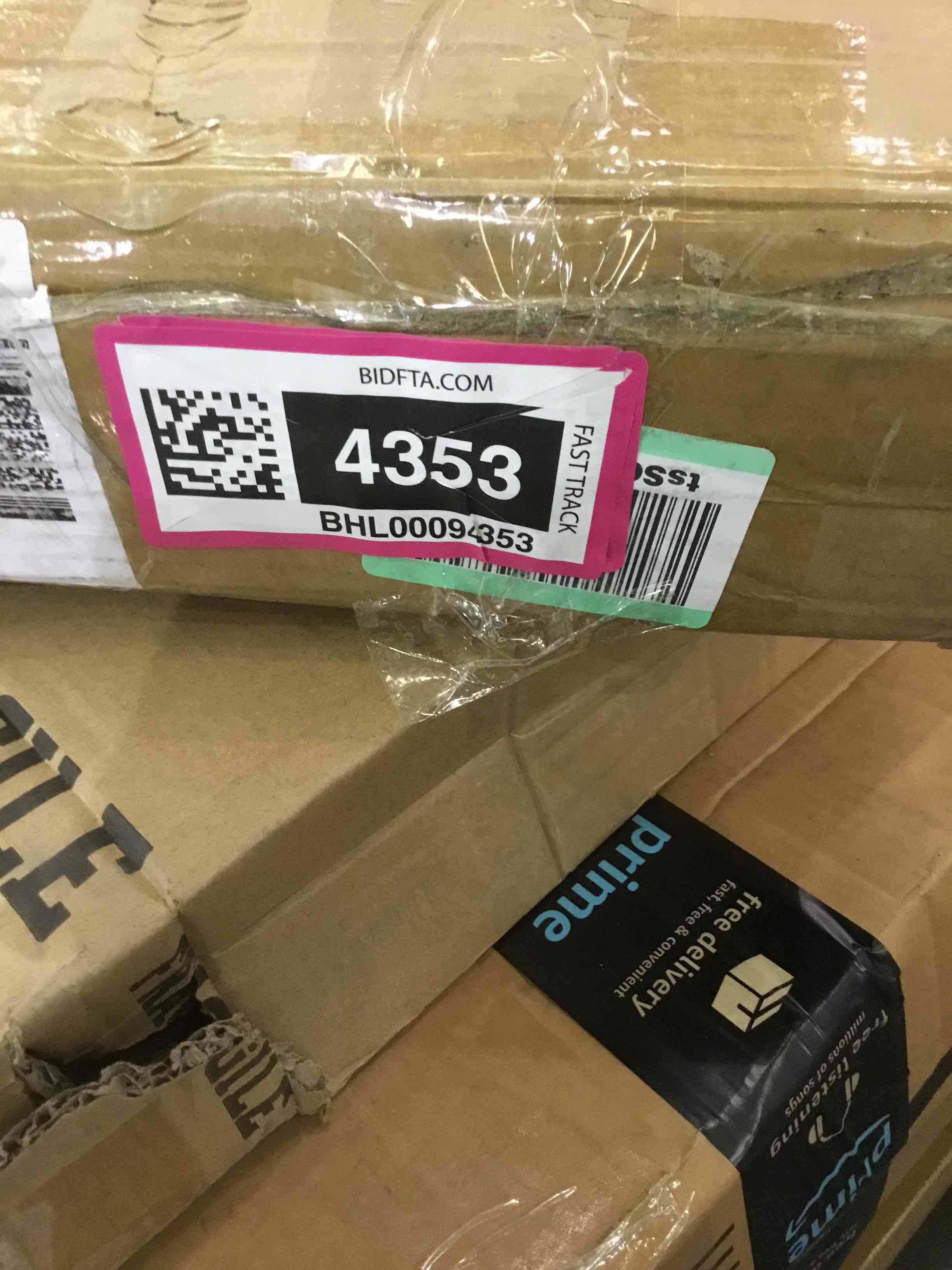 https://s3.amazonaws.com/lotting-images-prod/bidfta/BHL00094353_1694616870801.jpeg