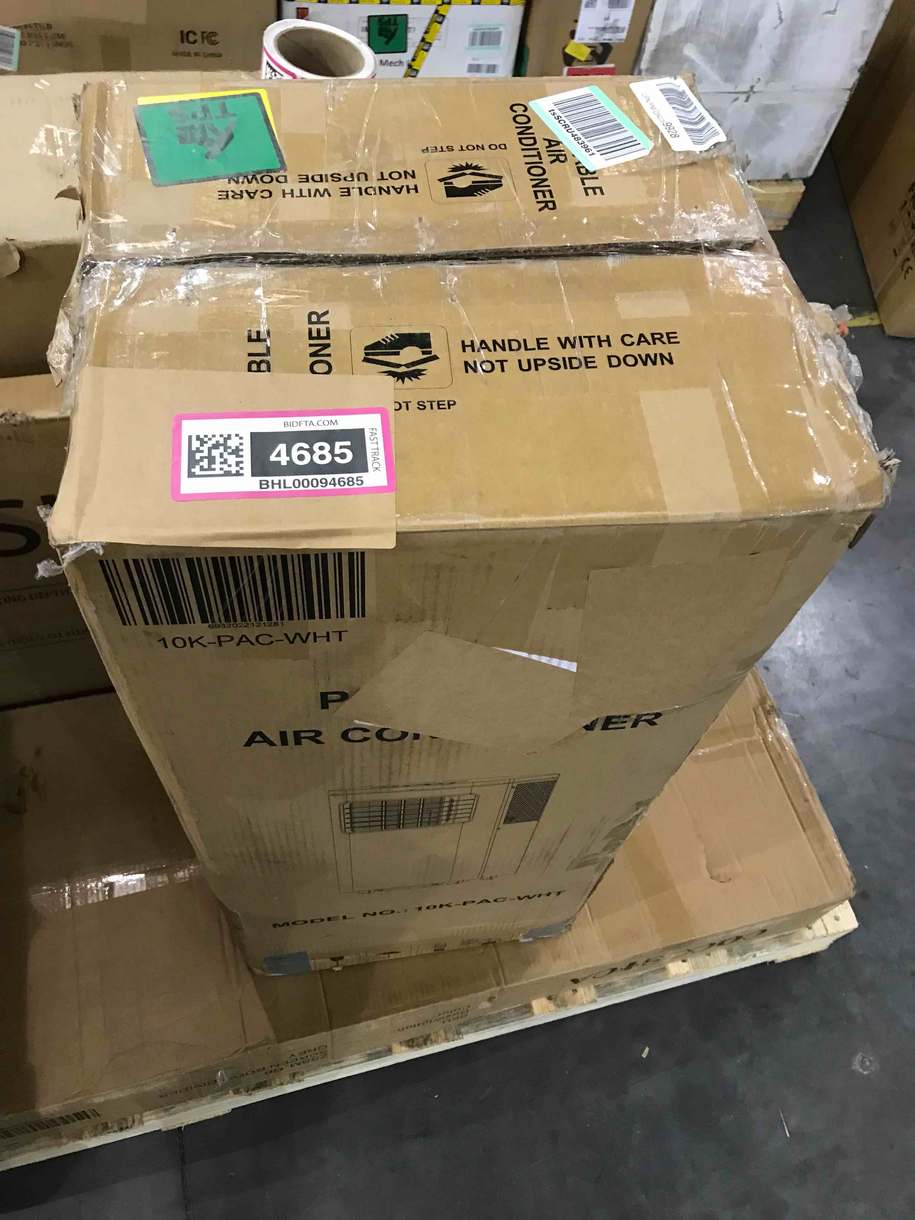 https://s3.amazonaws.com/lotting-images-prod/bidfta/BHL00094685_1694009481601.jpeg
