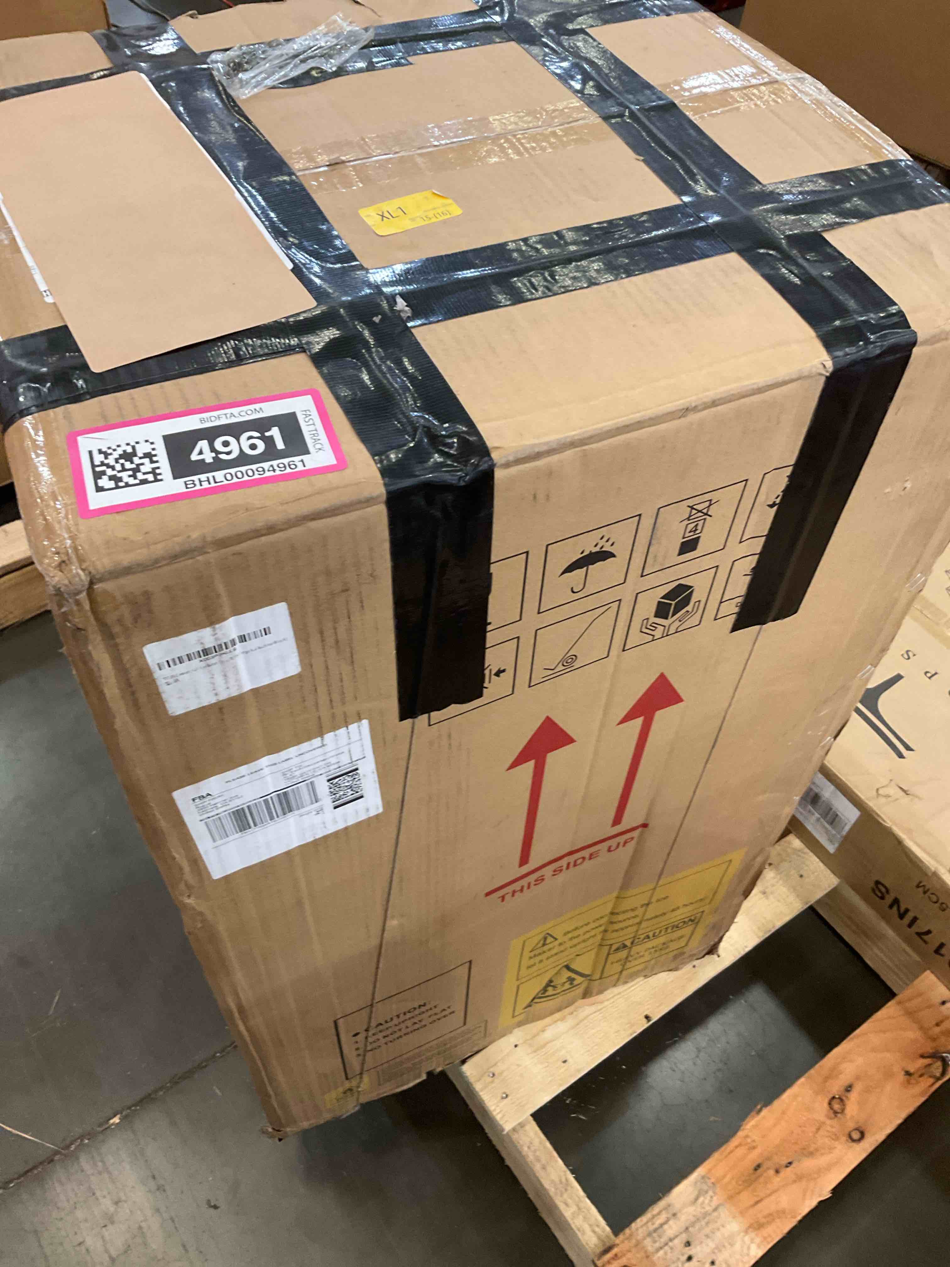 https://s3.amazonaws.com/lotting-images-prod/bidfta/BHL00094961_1695827409604.jpeg