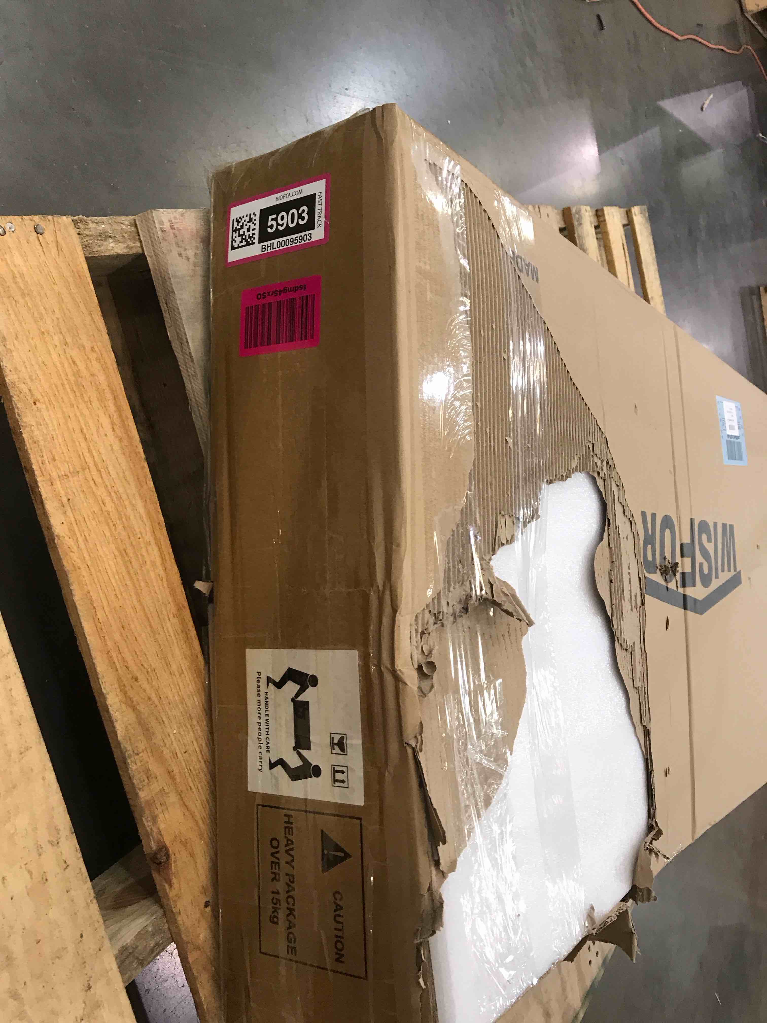 https://s3.amazonaws.com/lotting-images-prod/bidfta/BHL00095903_1696350667296.jpeg