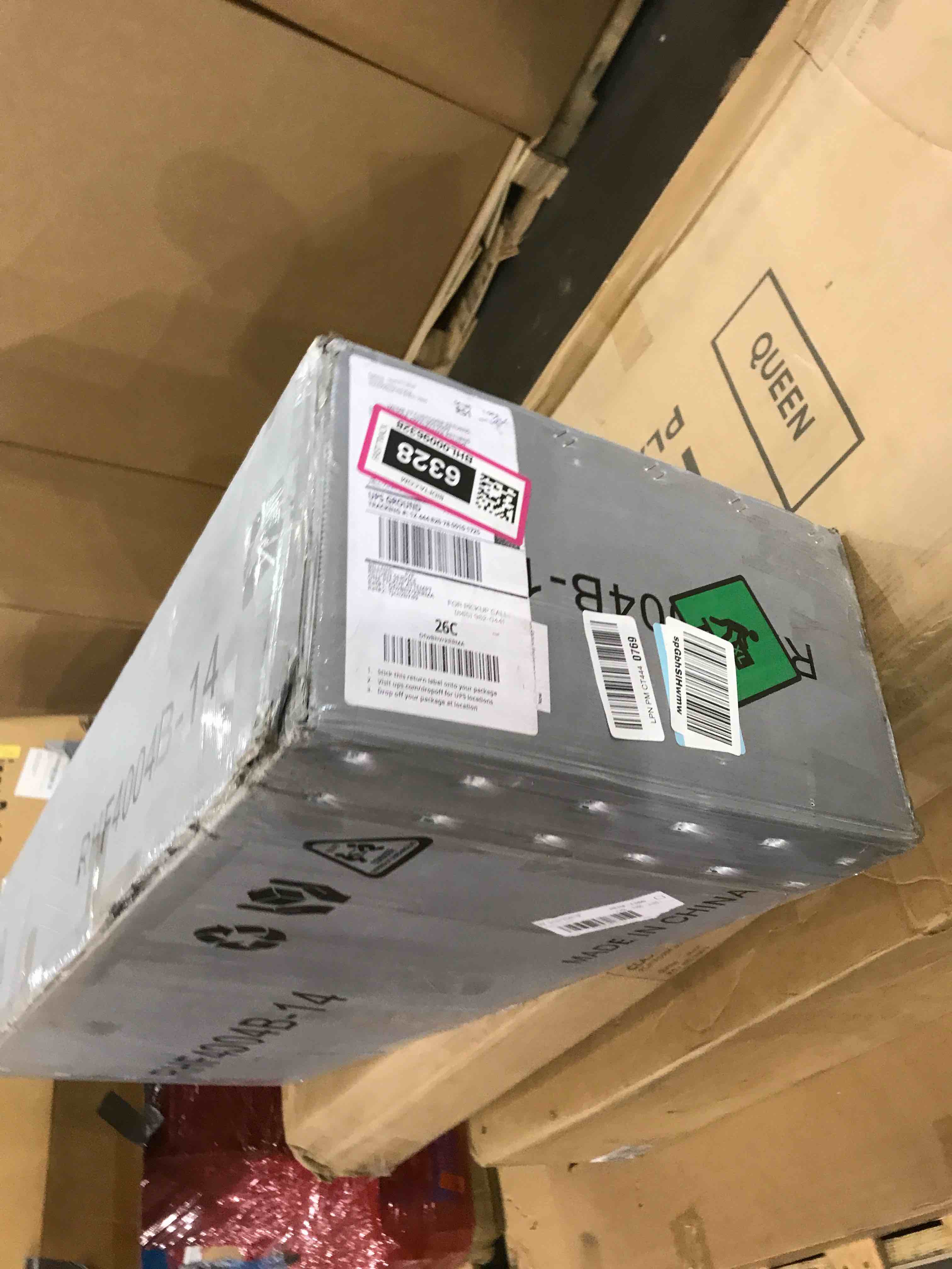 https://s3.amazonaws.com/lotting-images-prod/bidfta/BHL00096328_1693486475222.jpeg