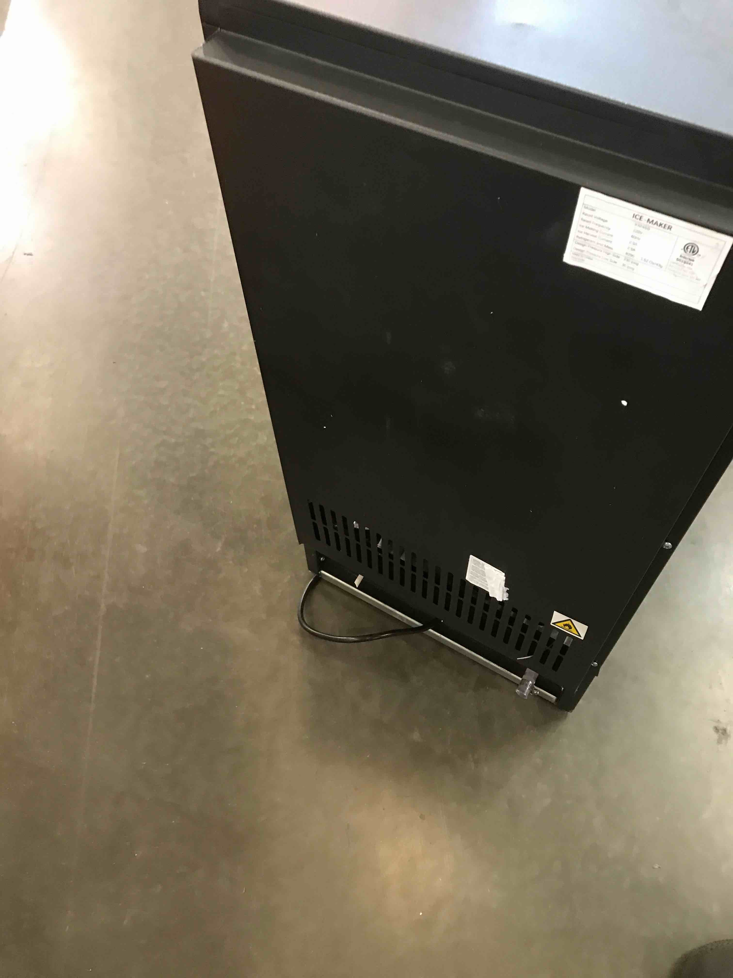 https://s3.amazonaws.com/lotting-images-prod/bidfta/BHL00096329_1693488889182.jpeg