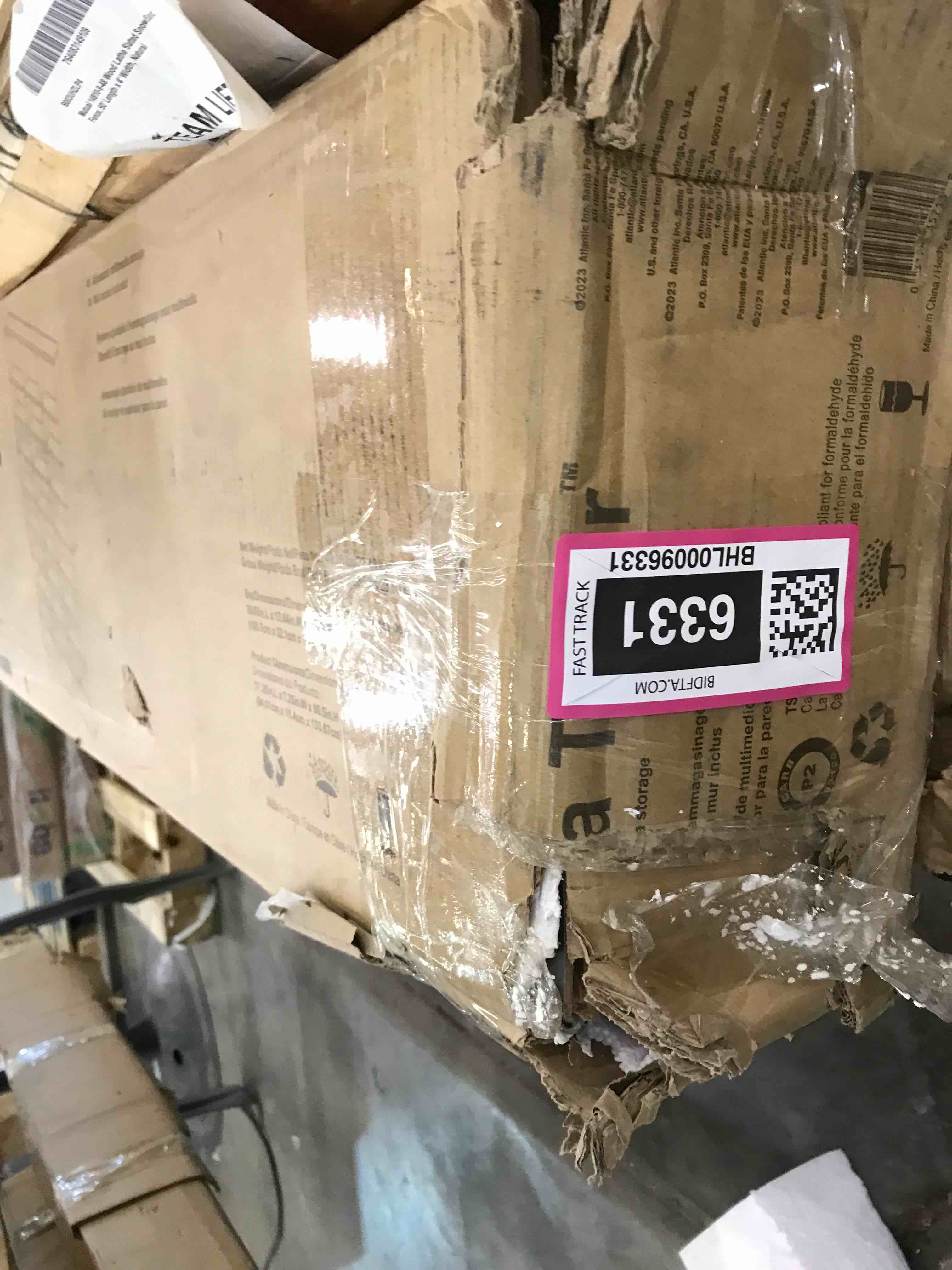 https://s3.amazonaws.com/lotting-images-prod/bidfta/BHL00096331_1693489150134.jpeg