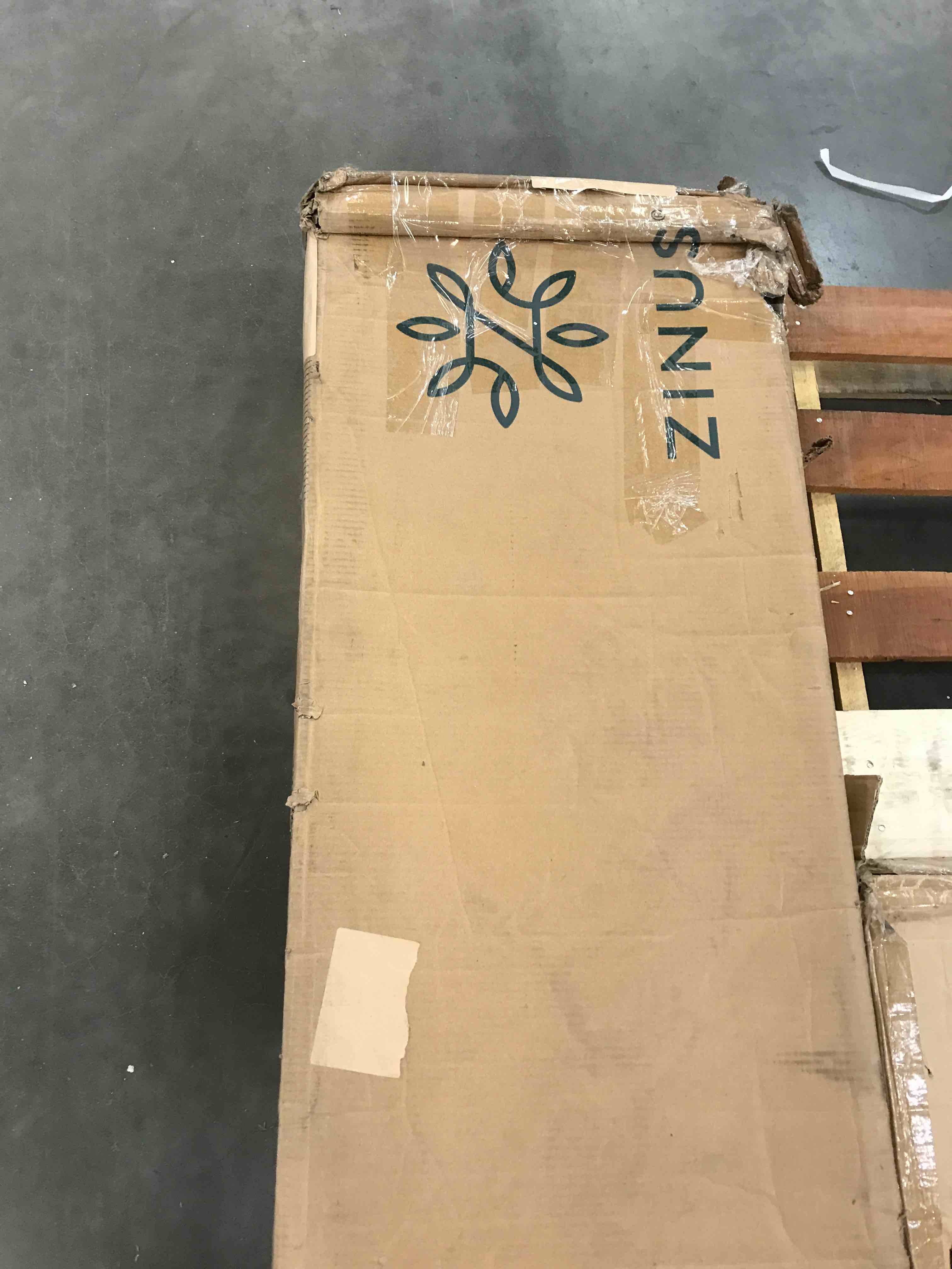 https://s3.amazonaws.com/lotting-images-prod/bidfta/BHL00096332_1693489446880.jpeg