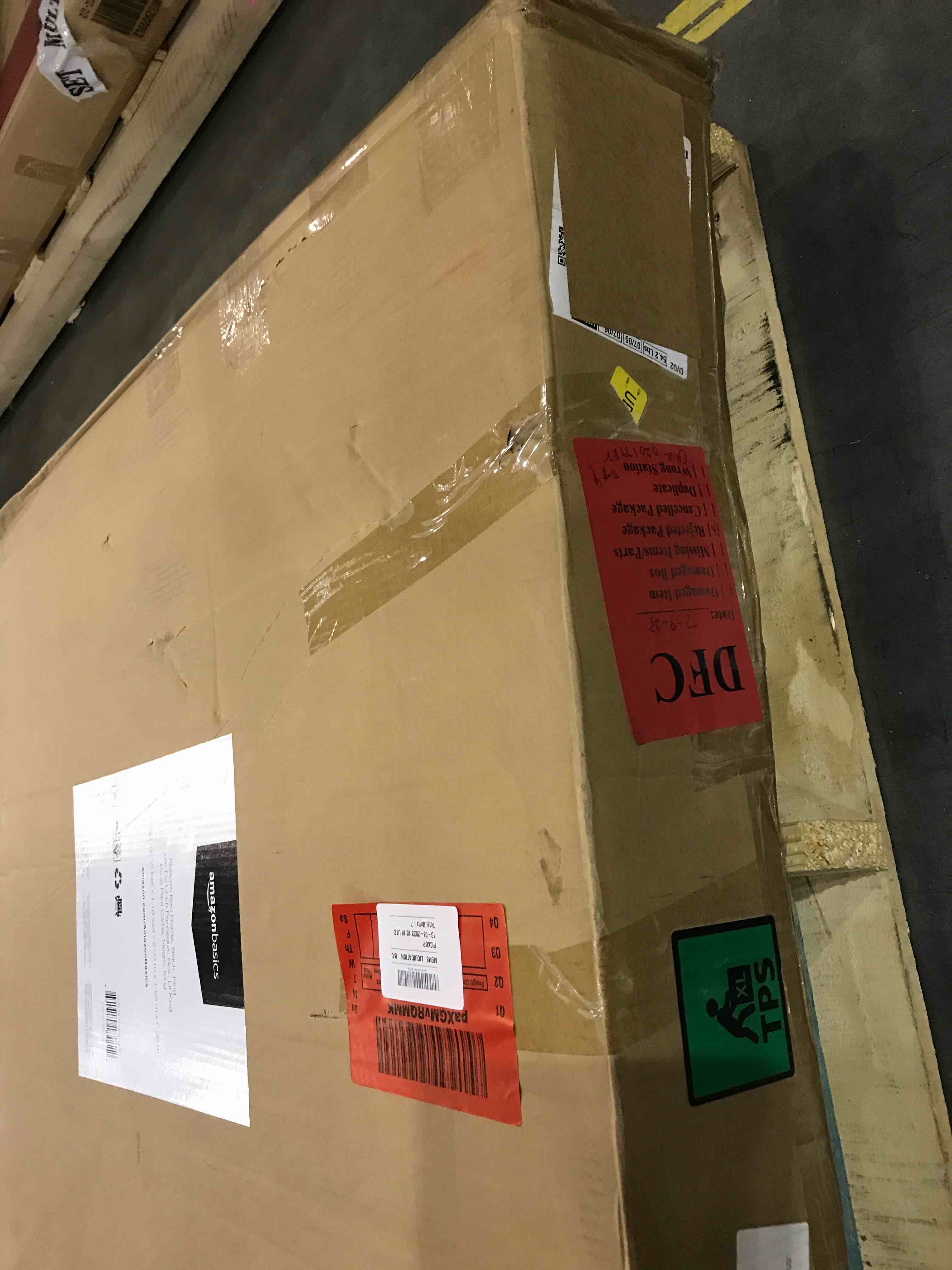 https://s3.amazonaws.com/lotting-images-prod/bidfta/BHL00096692_1692962538318.jpeg