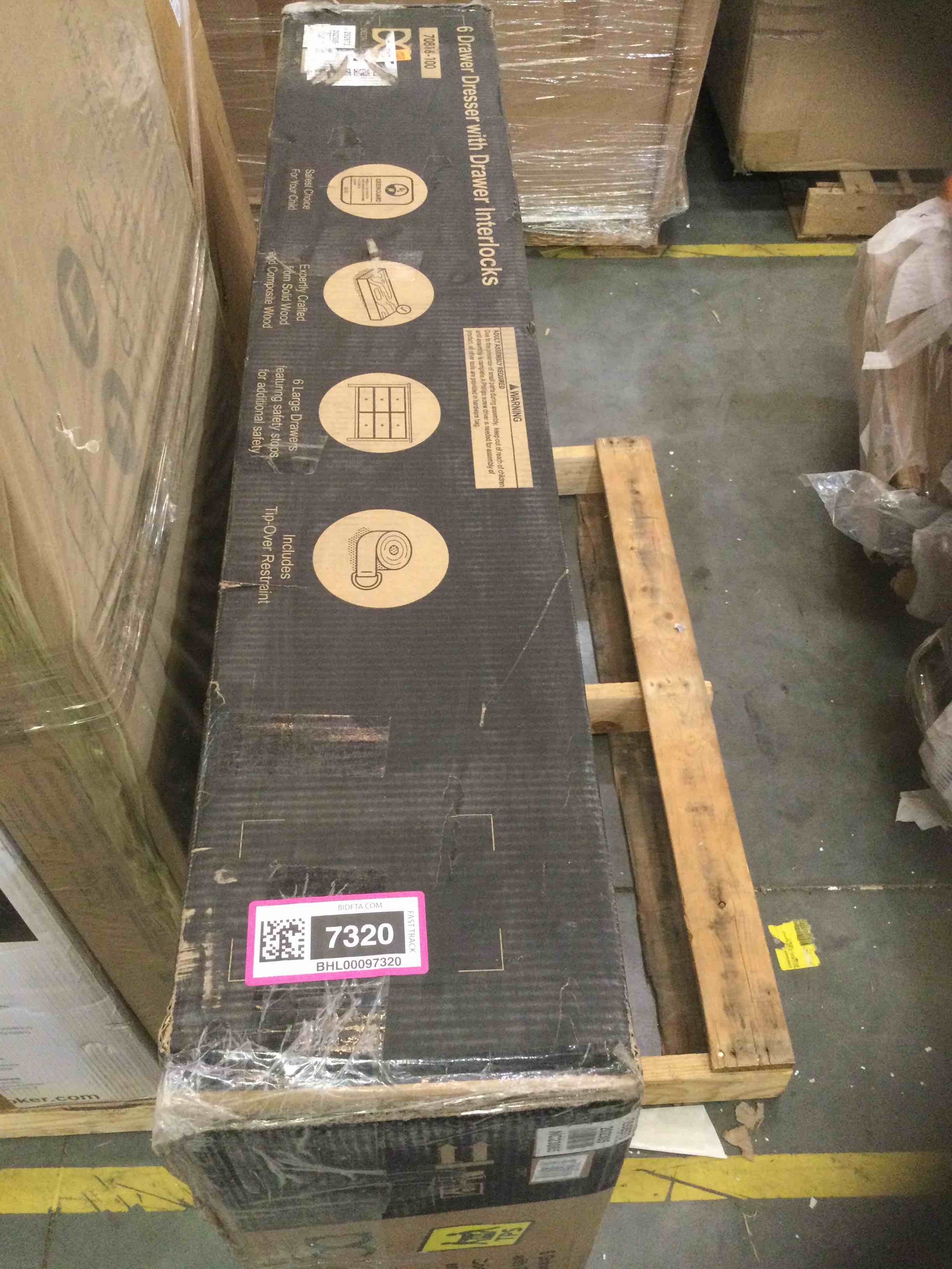 https://s3.amazonaws.com/lotting-images-prod/bidfta/BHL00097320_1692629870555.jpeg