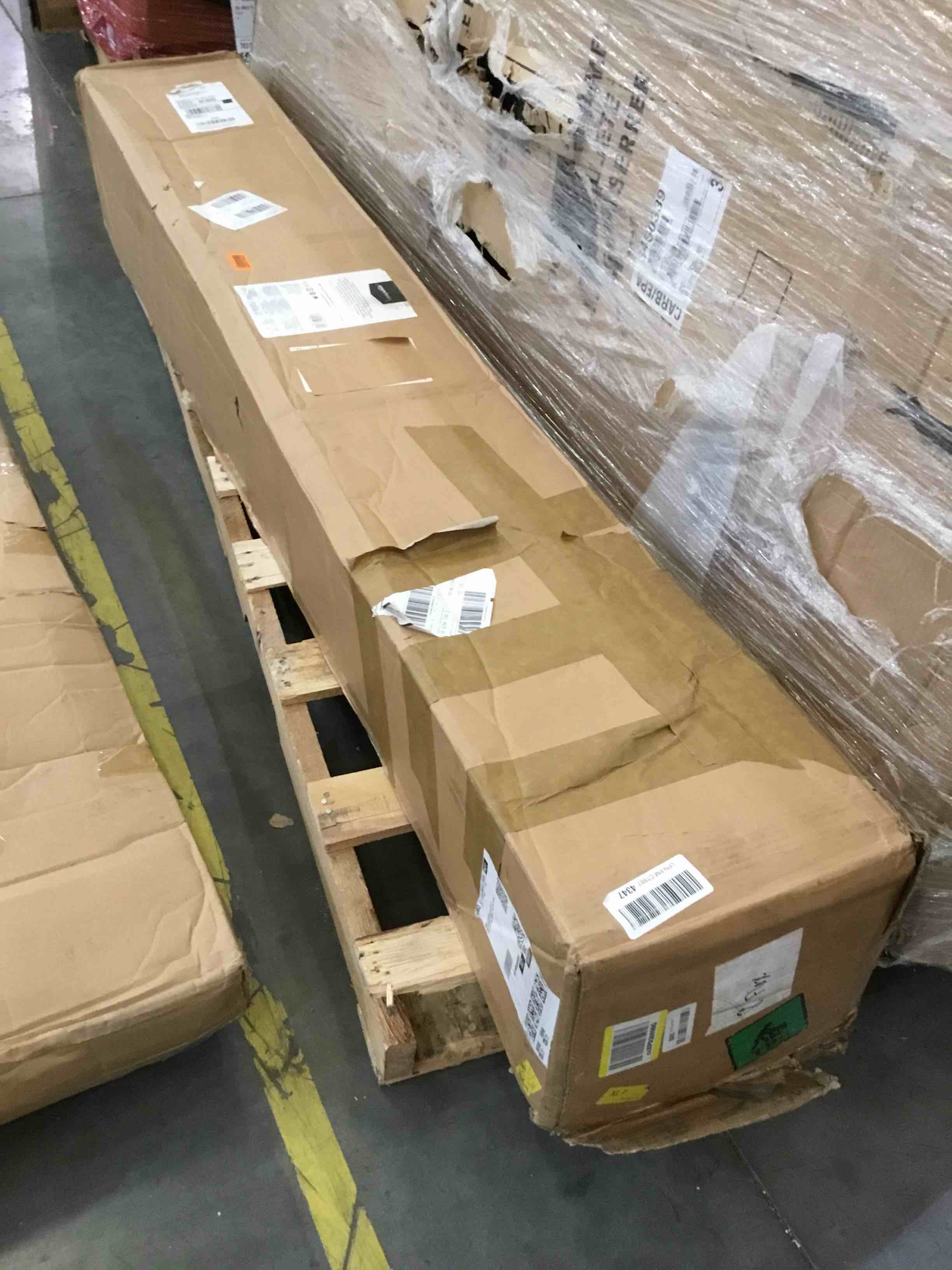https://s3.amazonaws.com/lotting-images-prod/bidfta/BHL00097537_1692977506536.jpeg
