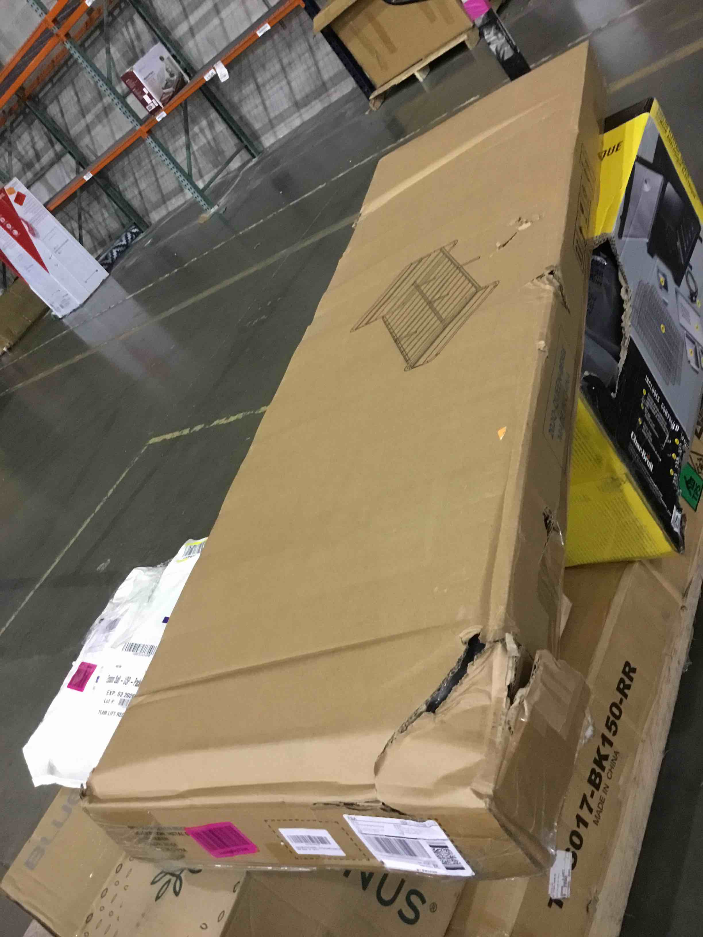https://s3.amazonaws.com/lotting-images-prod/bidfta/BHL00097562_1693229265469.jpeg