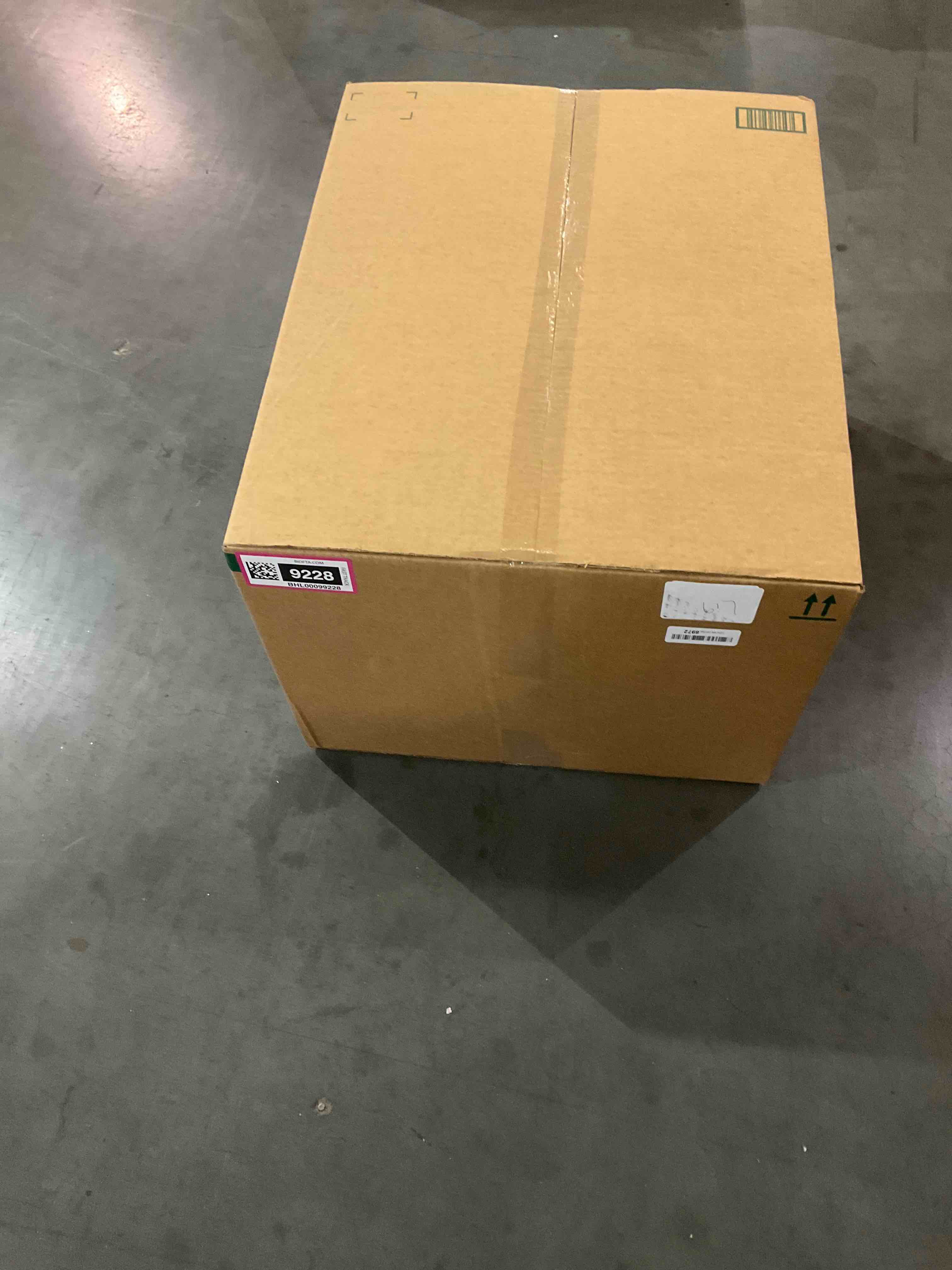 https://s3.amazonaws.com/lotting-images-prod/bidfta/BHL00099228_1693483201463.jpeg