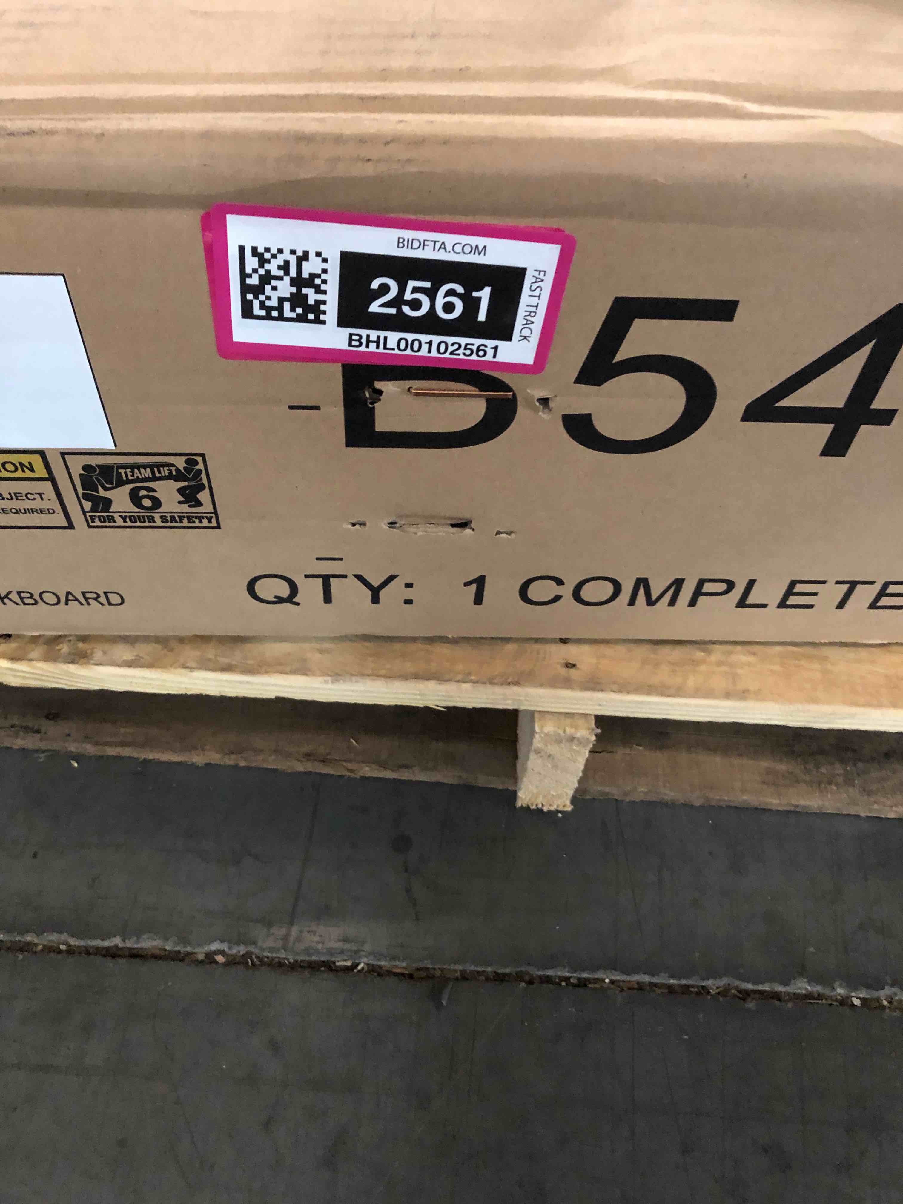 https://s3.amazonaws.com/lotting-images-prod/bidfta/BHL00102561_1696265770816.jpeg