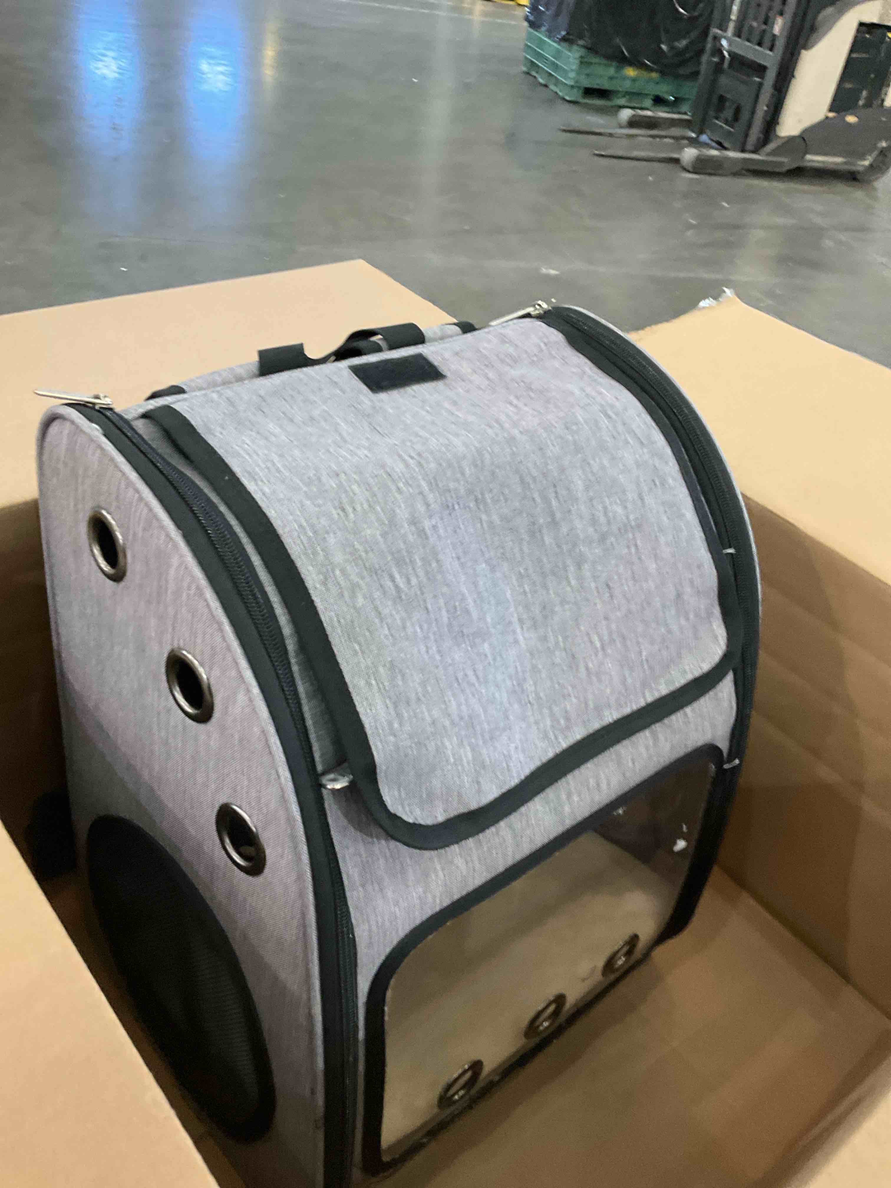 https://s3.amazonaws.com/lotting-images-prod/bidfta/BHL00103210_1705953783478.jpeg