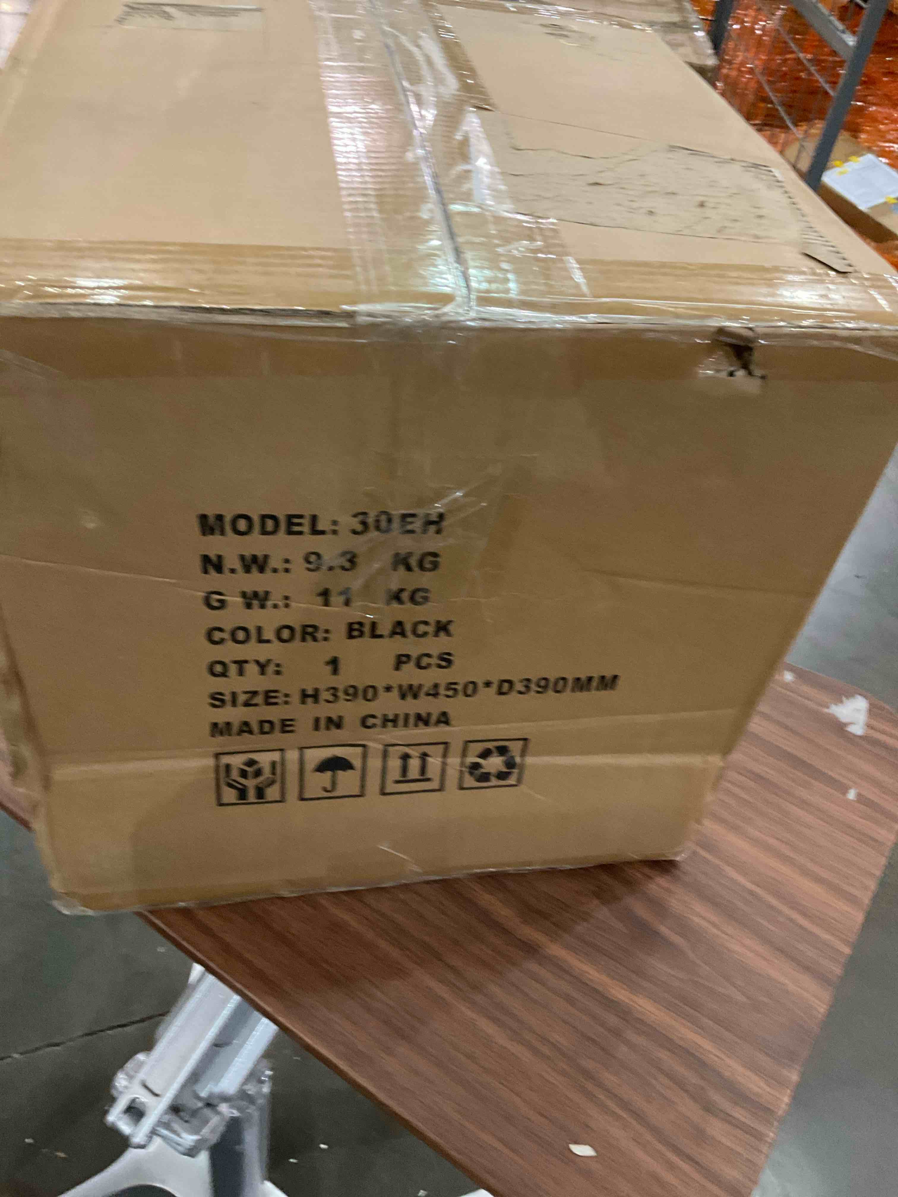https://s3.amazonaws.com/lotting-images-prod/bidfta/BHL00103359_1706040437913.jpeg