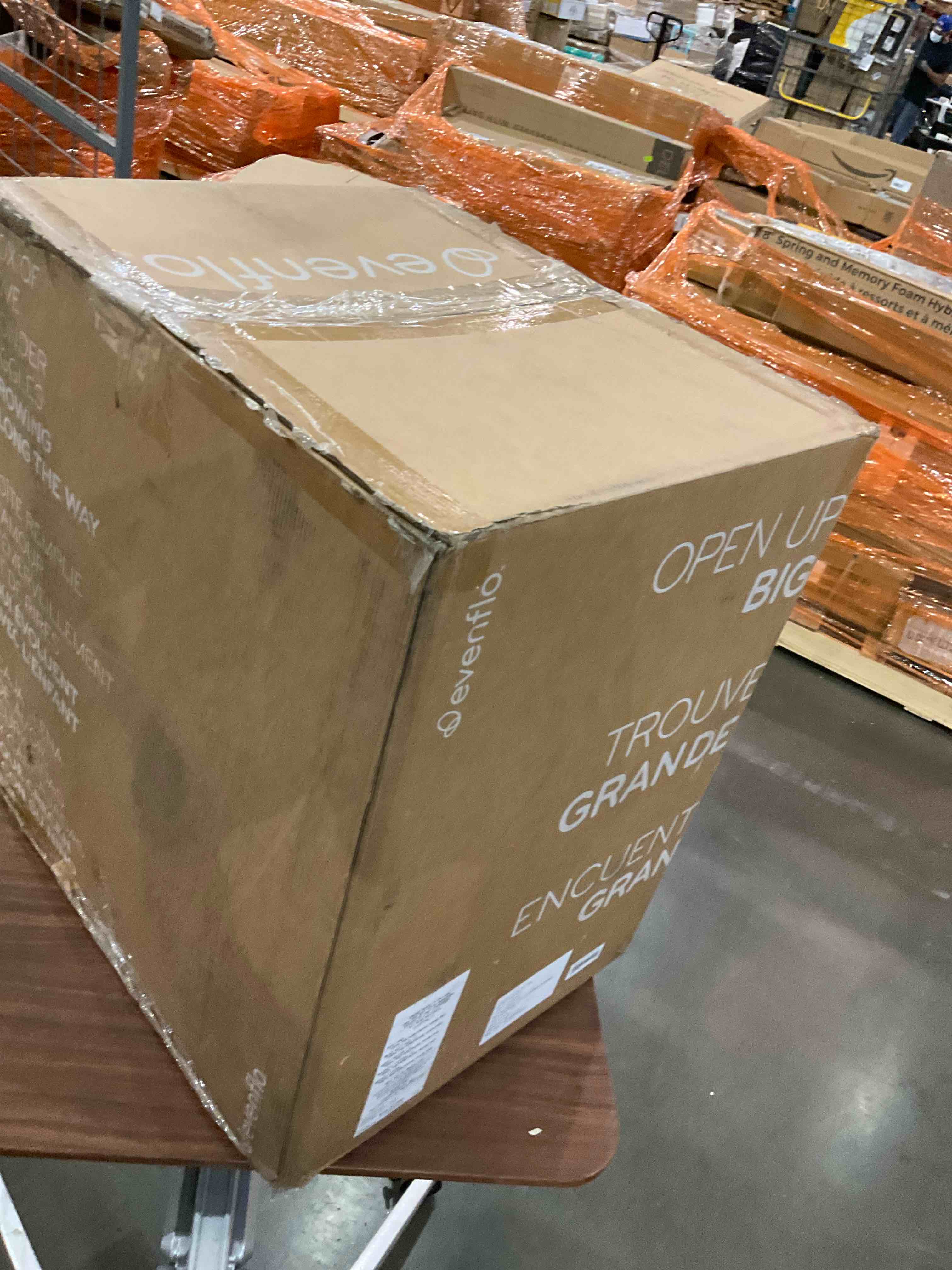 https://s3.amazonaws.com/lotting-images-prod/bidfta/BHL00103360_1706040567914.jpeg