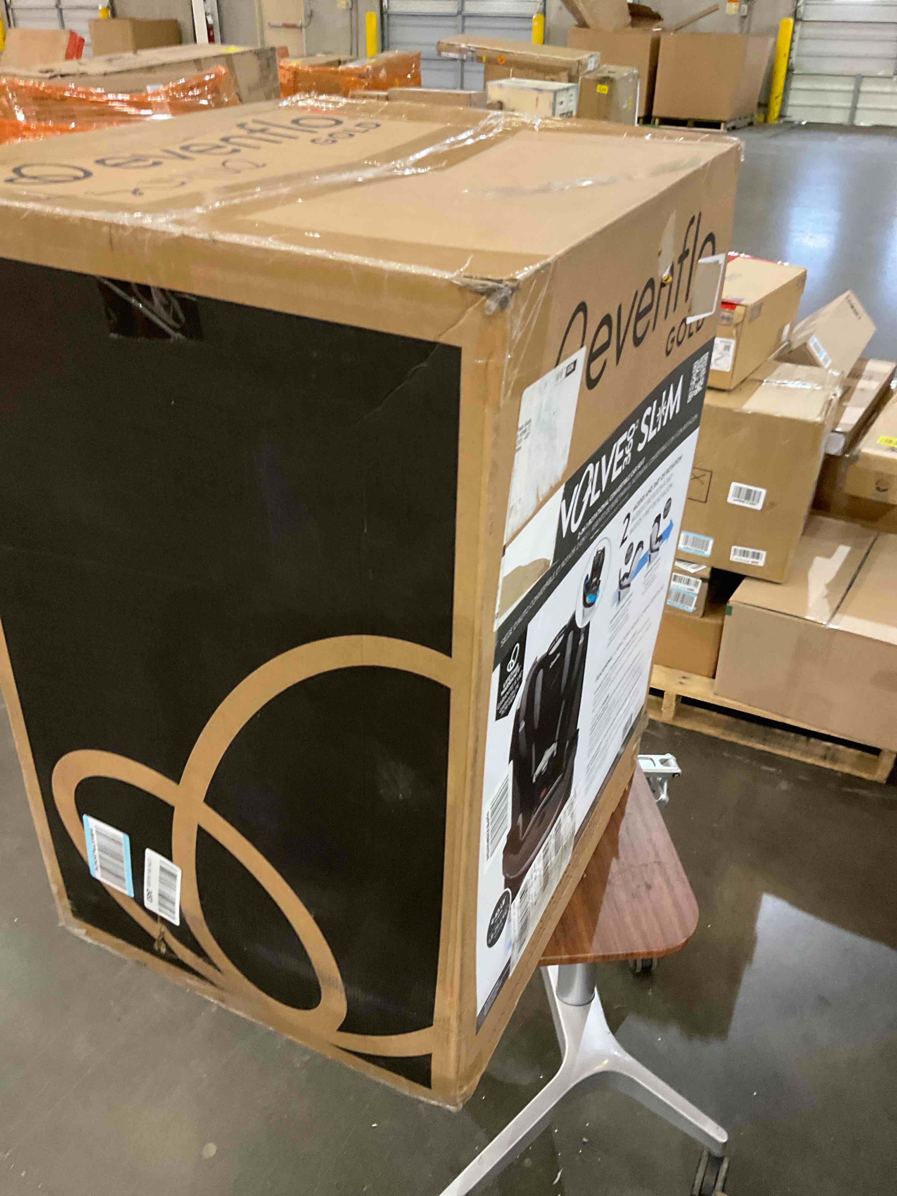 https://s3.amazonaws.com/lotting-images-prod/bidfta/BHL00103361_1706040678615.jpeg