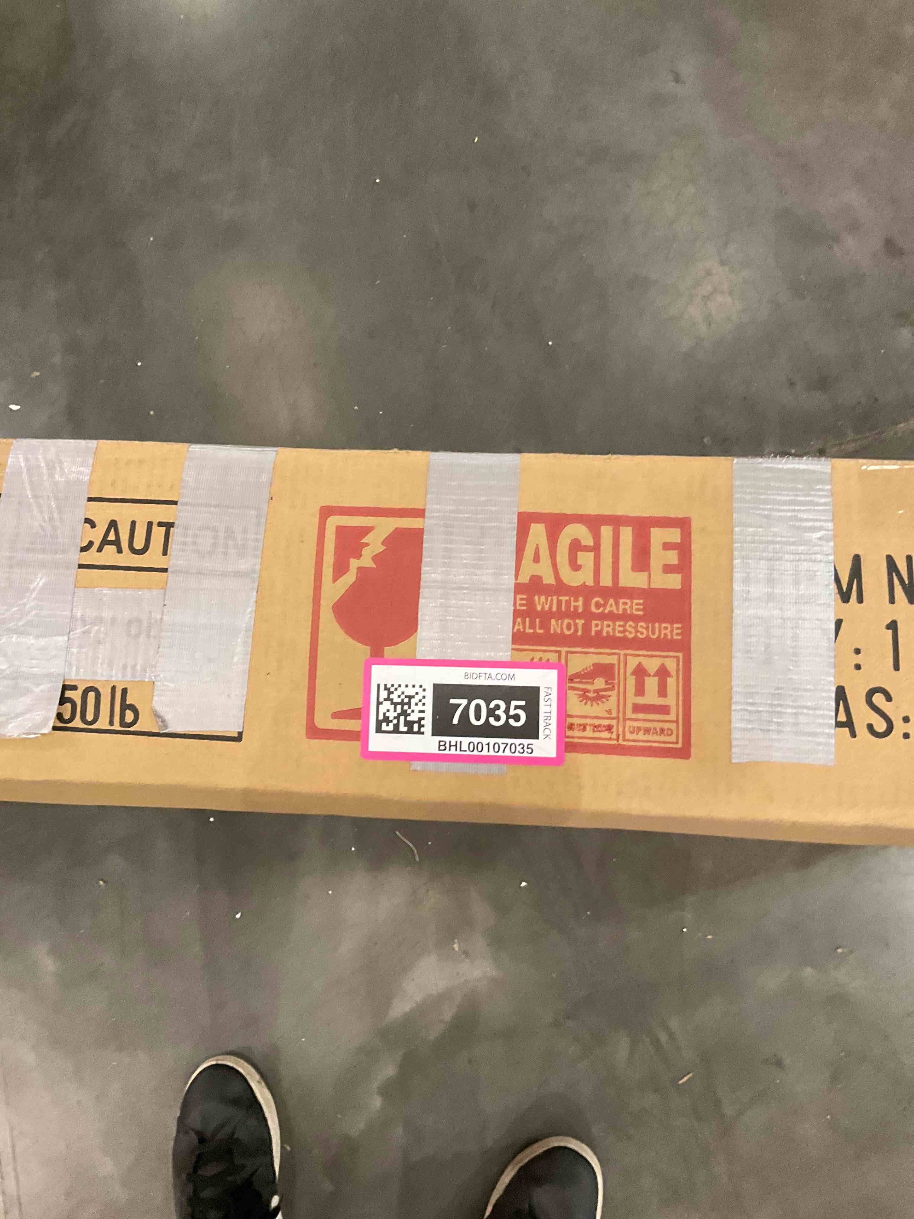 https://s3.amazonaws.com/lotting-images-prod/bidfta/BHL00107035_1696266293222.jpeg