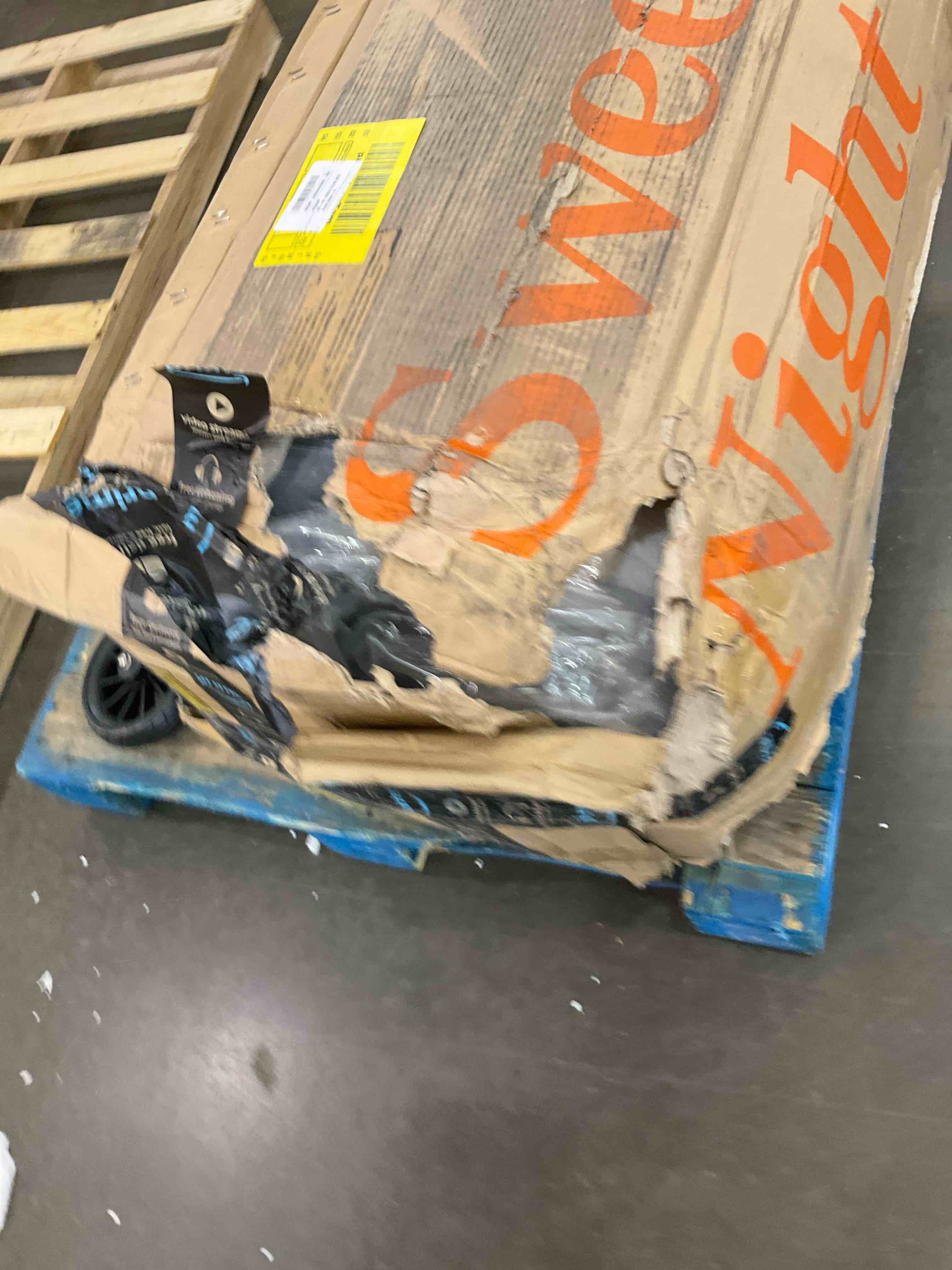 https://s3.amazonaws.com/lotting-images-prod/bidfta/BHL00107092_1696944690127.jpeg
