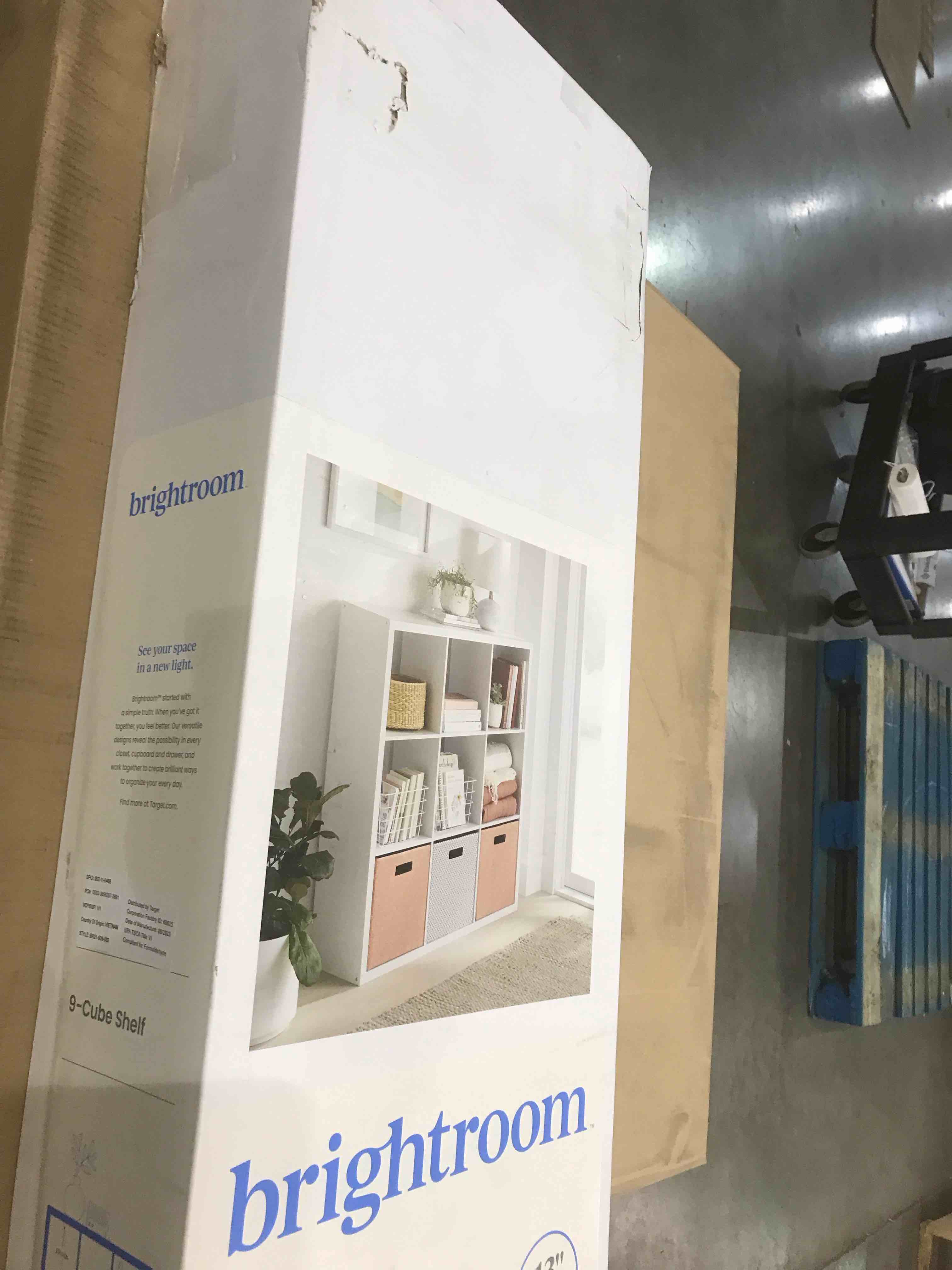 https://s3.amazonaws.com/lotting-images-prod/bidfta/BHL00107443_1700578625629.jpeg
