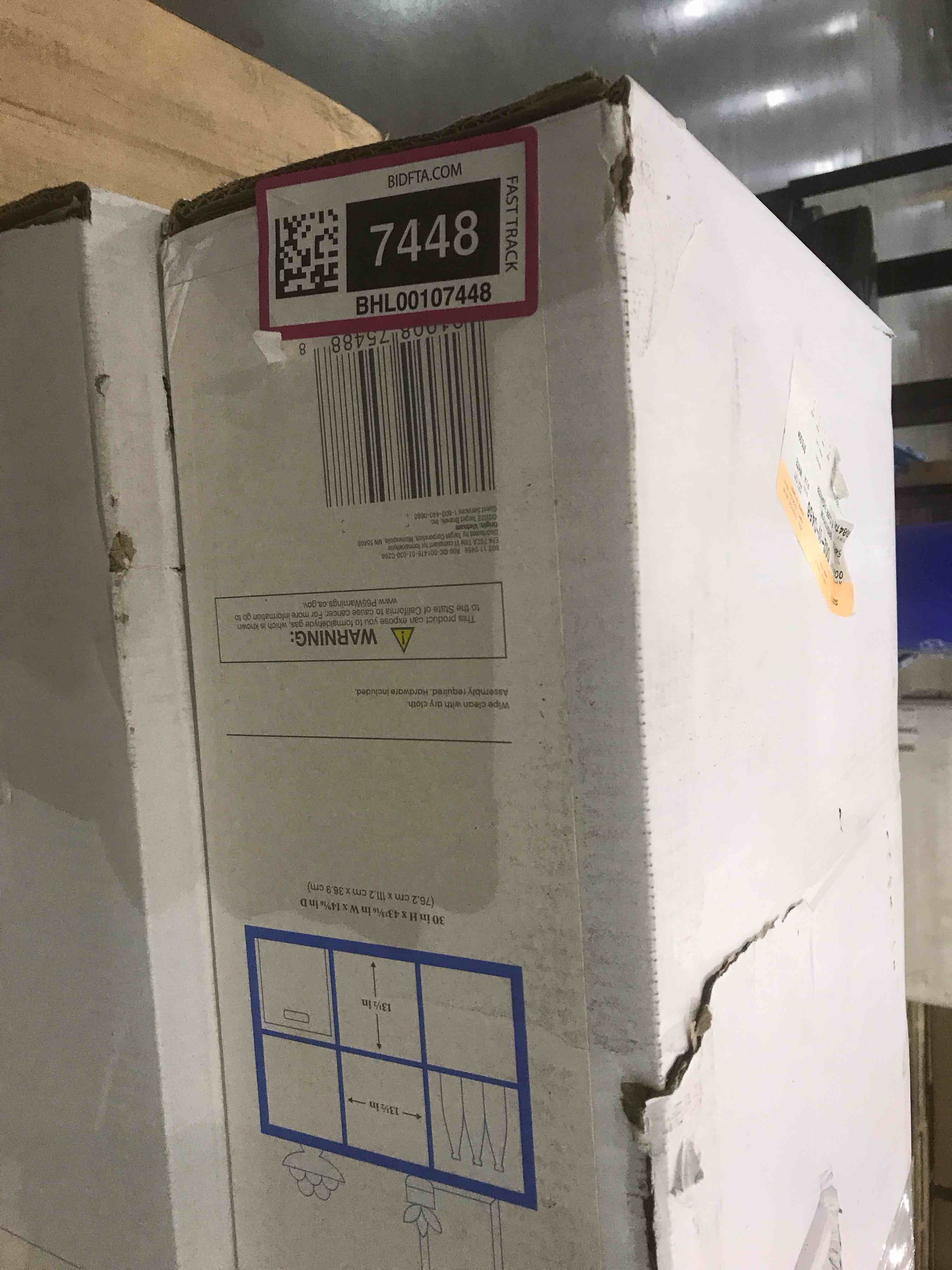 https://s3.amazonaws.com/lotting-images-prod/bidfta/BHL00107448_1700579993988.jpeg