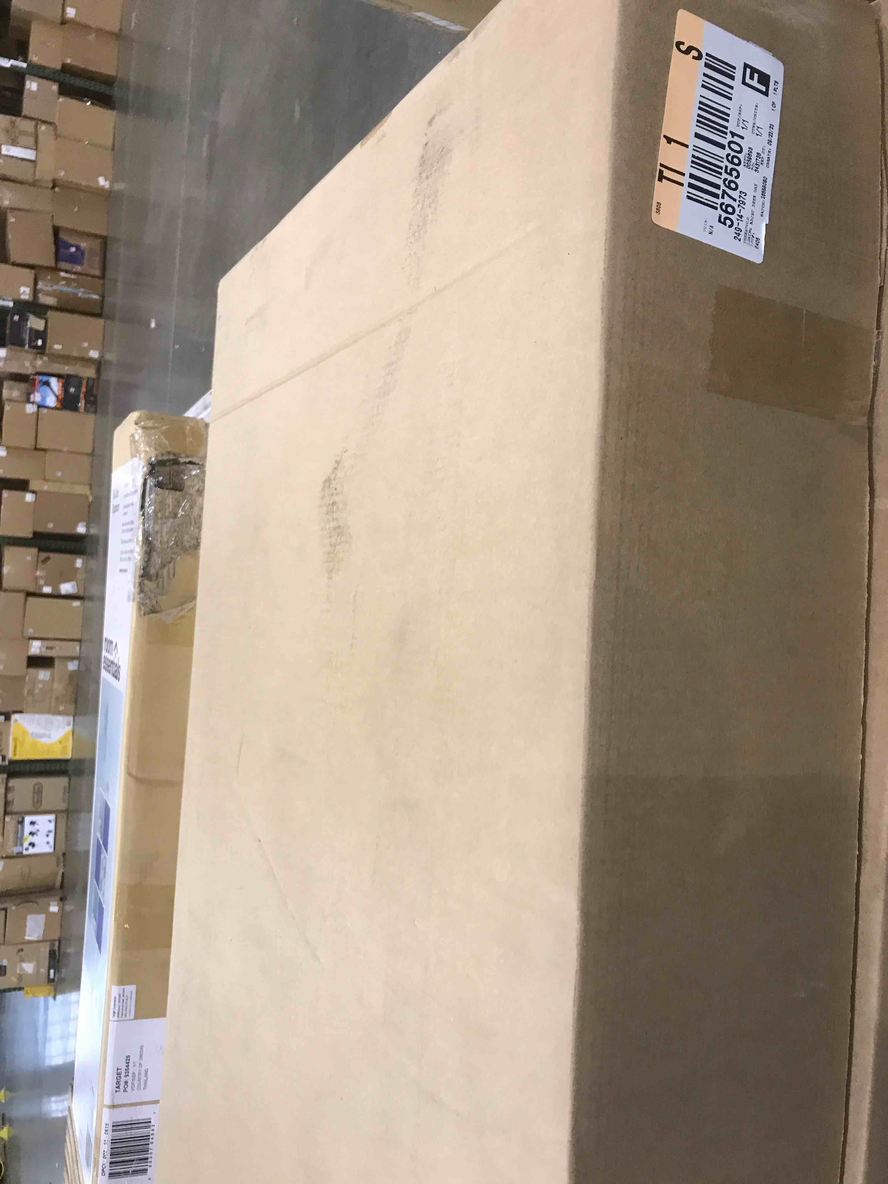 https://s3.amazonaws.com/lotting-images-prod/bidfta/BHL00107457_1700582175370.jpeg